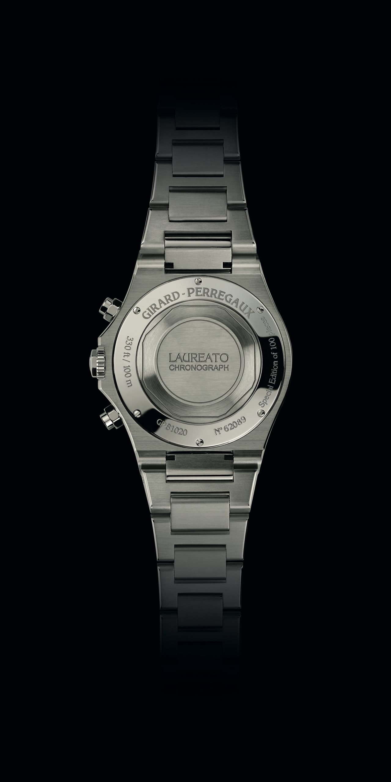 Girard-Perregaux Laureato Chronograph 42 mm Japan ‘Aiiro’ Edition - View 2