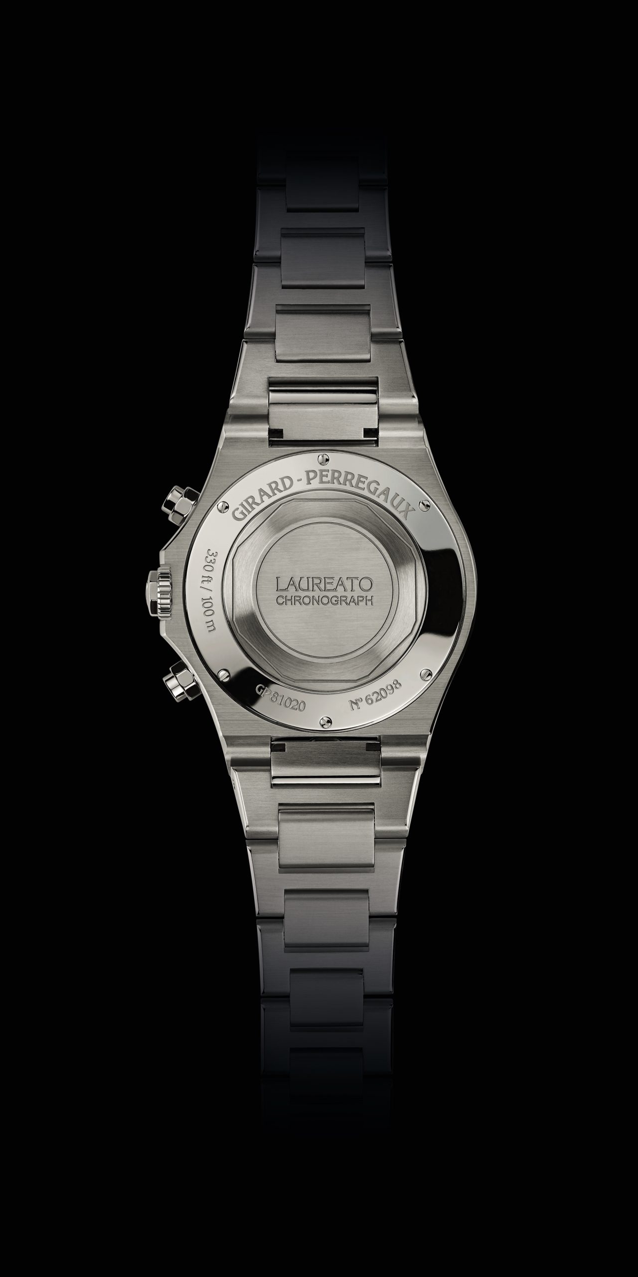 Girard-Perregaux Laureato Chronograph Ti49 - View 3