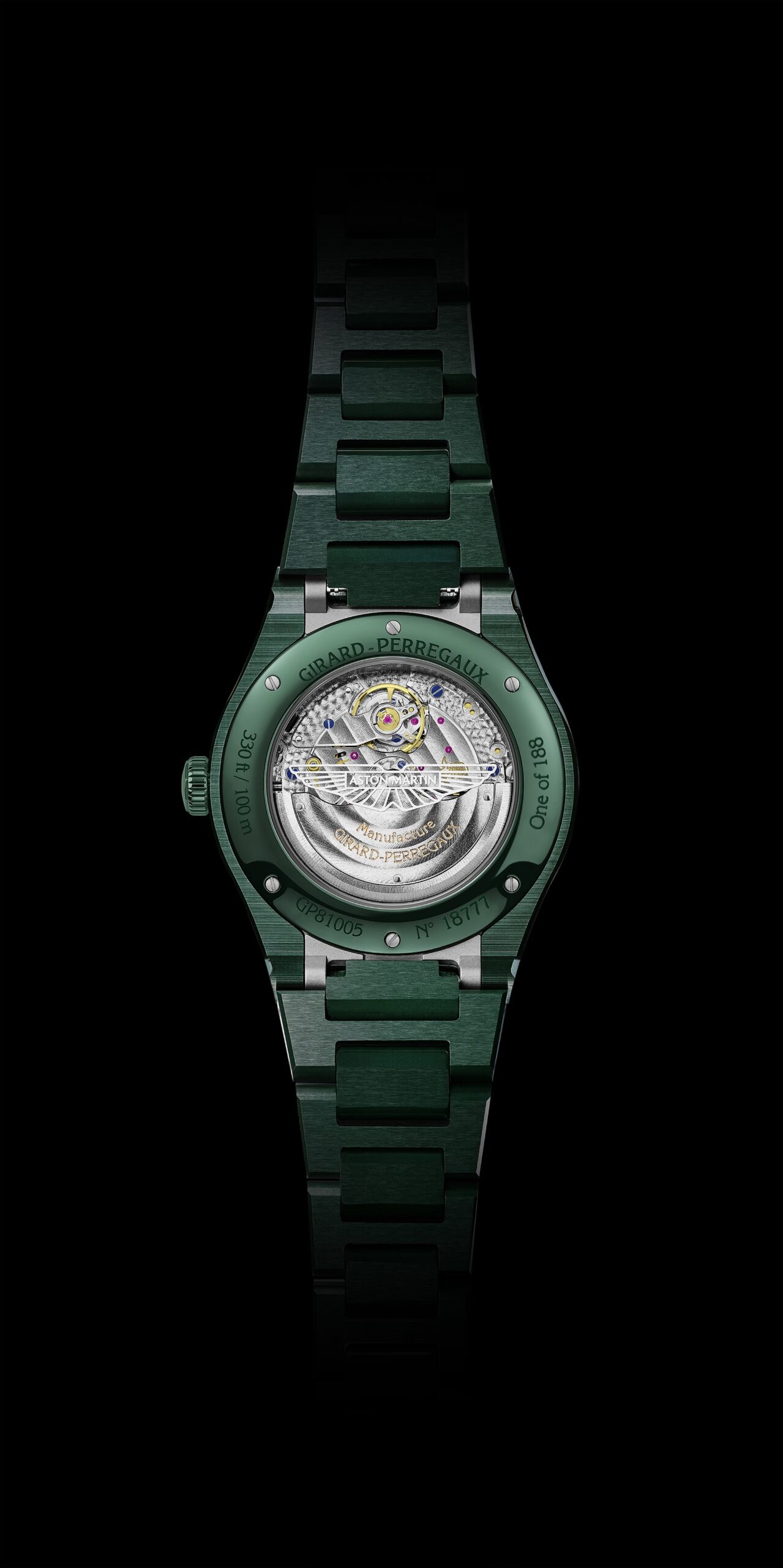 Girard-Perregaux Laureato Green Ceramic Aston Martin Edition - View 3