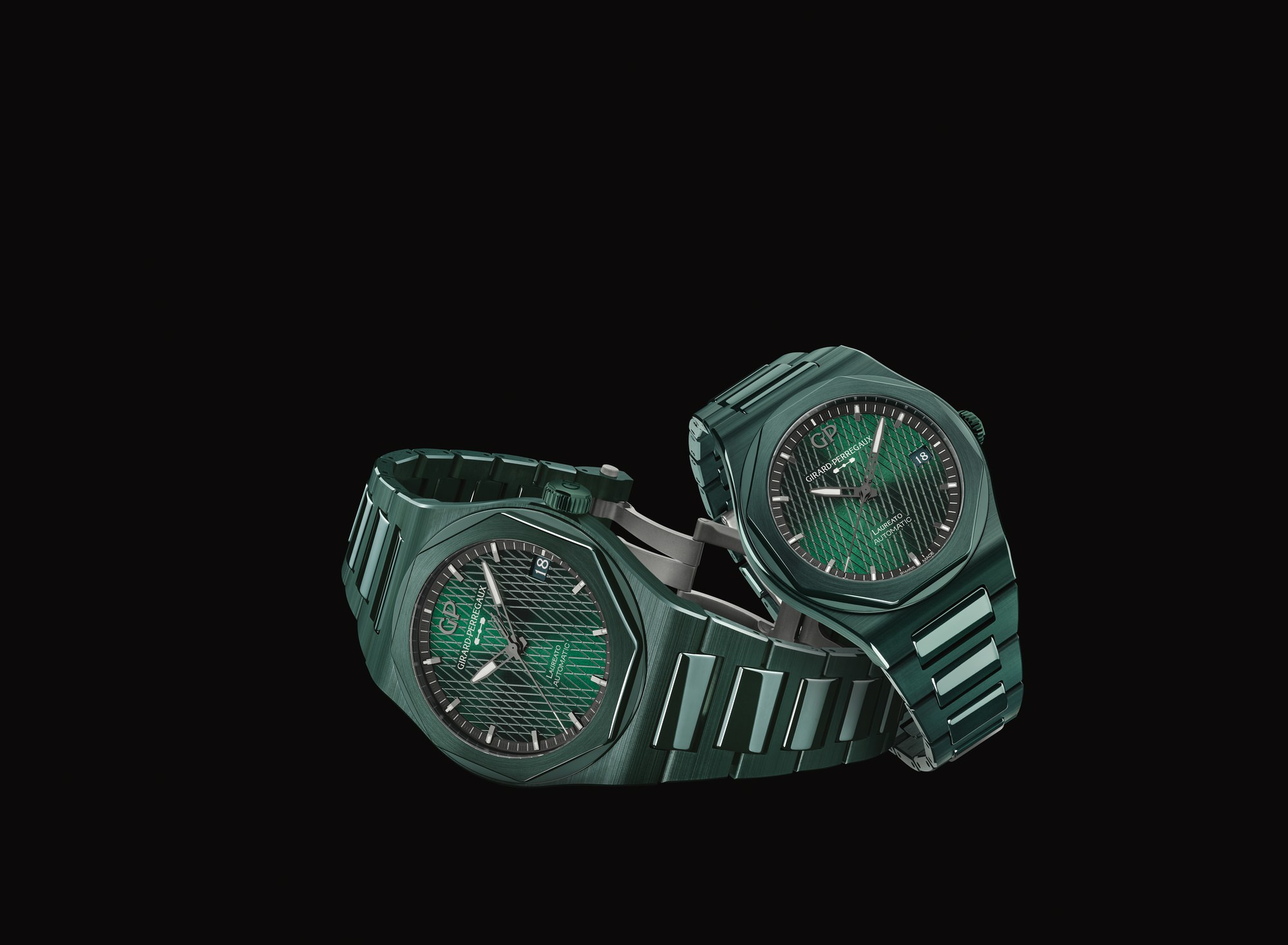Girard-Perregaux Laureato Green Ceramic Aston Martin Edition - View 2