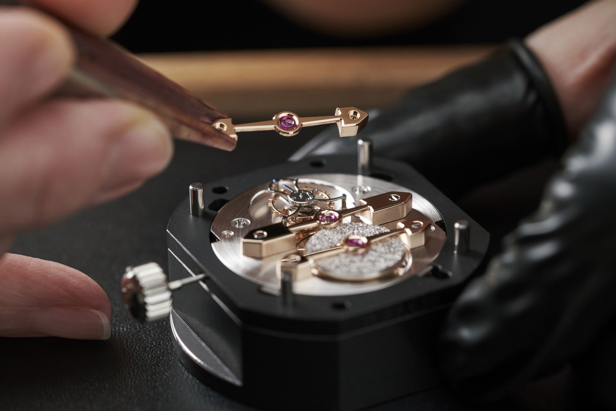 Girard-Perregaux Tourbillon with Three Gold Bridges Ruby Heart - View 2