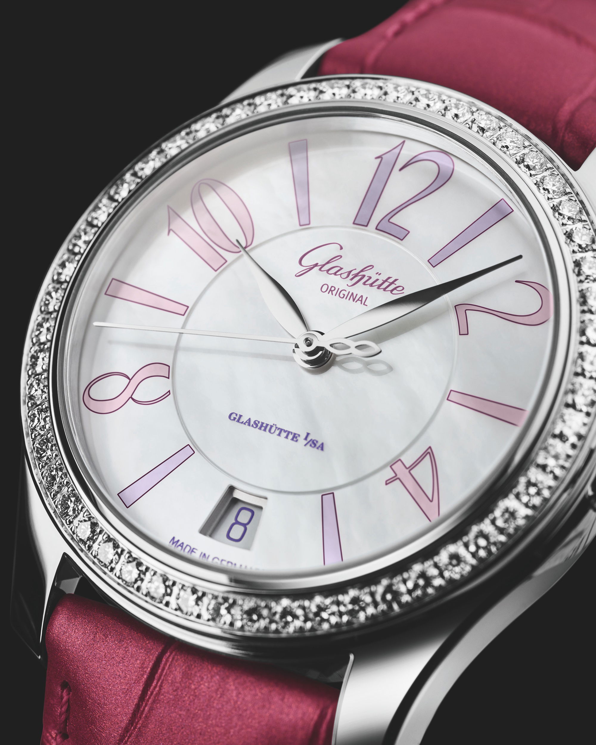 Glashütte Original Lady Serenade Valentine’s Day 2024 - View 2