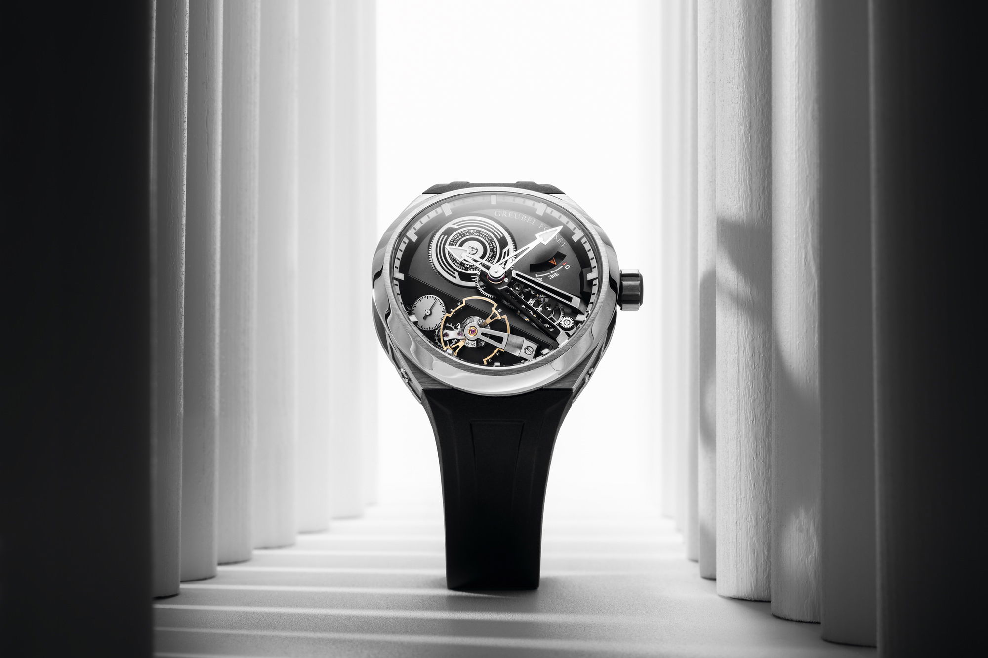 Greubel Forsey Balancier Convexe S² - View 2