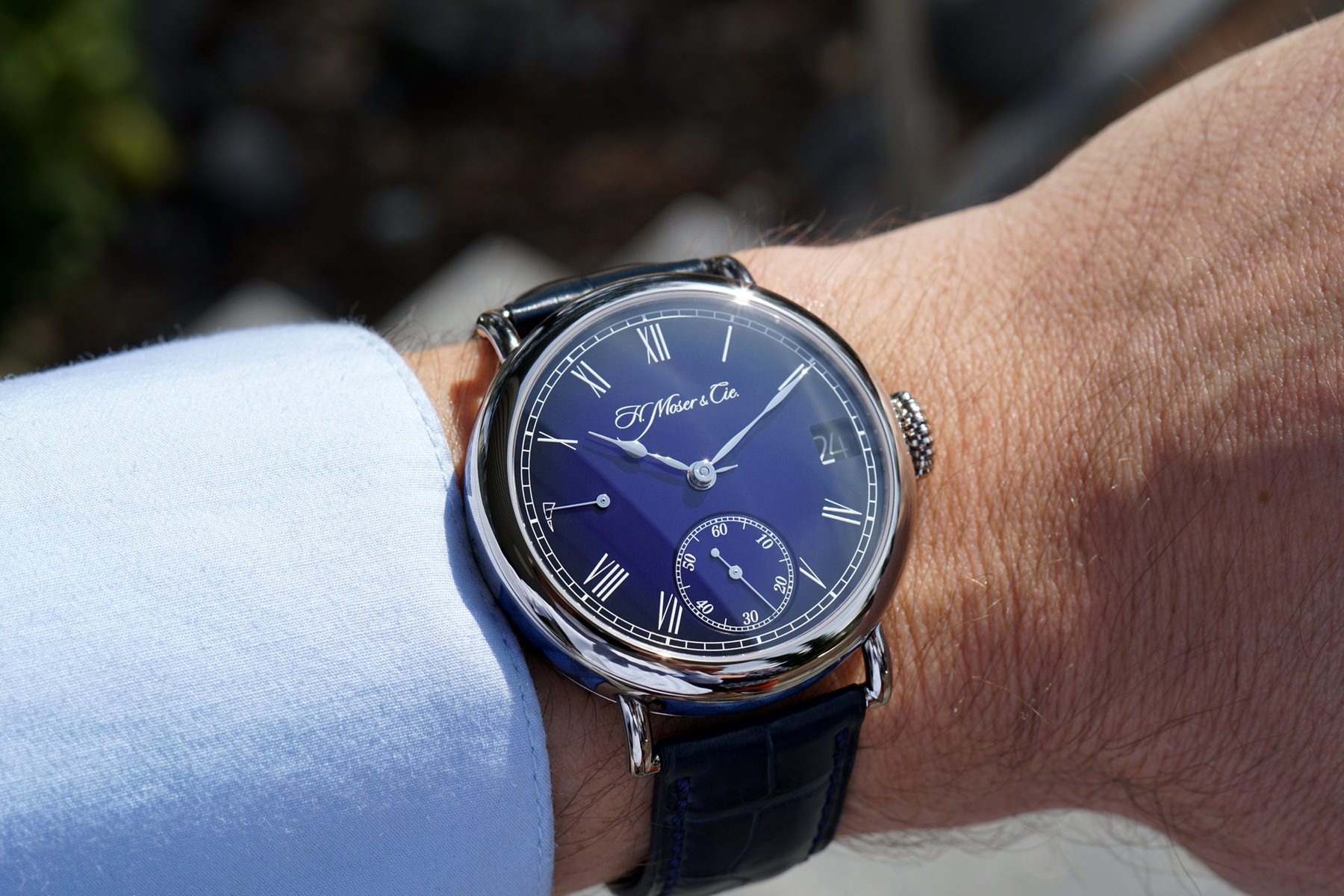 H. Moser & Cie Heritage Perpetual Calendar Midnight Blue Enamel - View 3