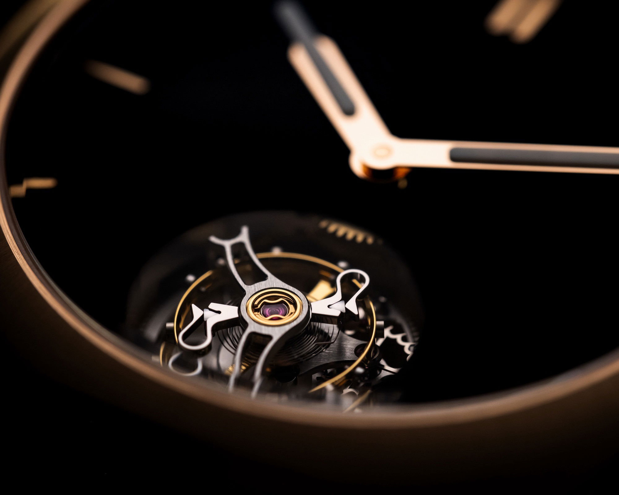 H. Moser & Cie Streamliner Tourbillon Vantablack® - View 3