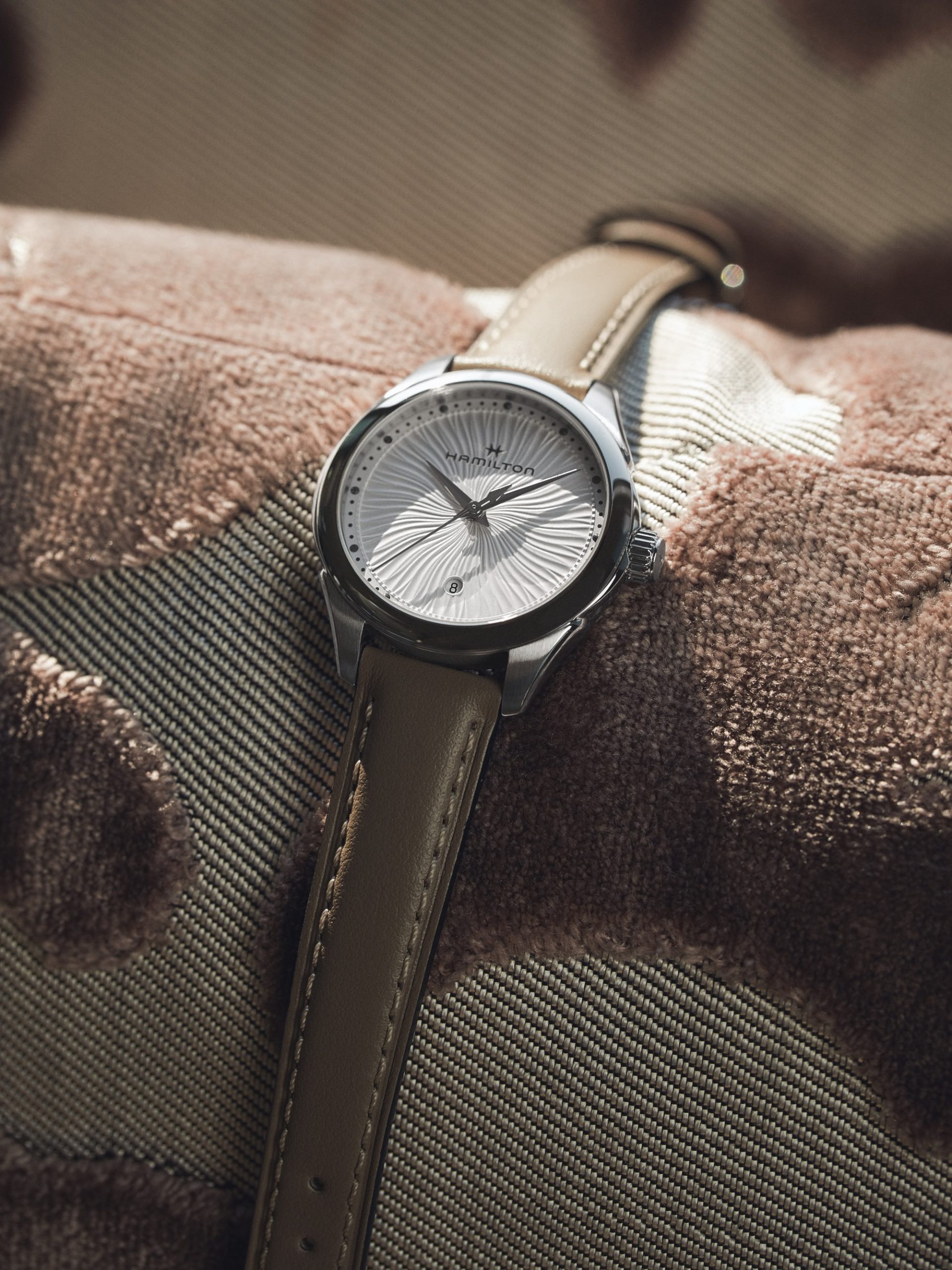 Hamilton Jazzmaster Lady Quartz 30mm - View 3