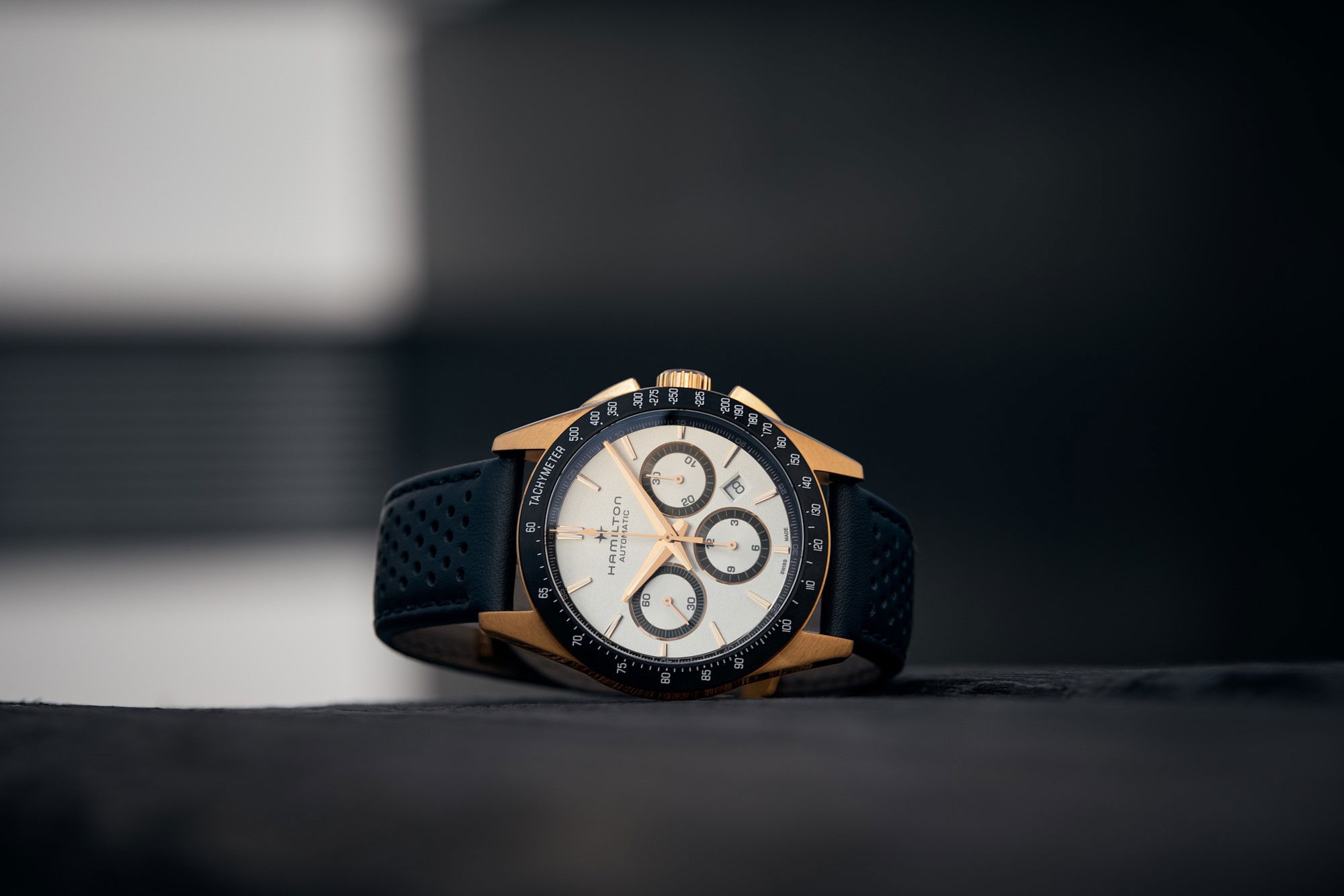 Hamilton Jazzmaster Performer Automatic Chronograph 42mm - View 2