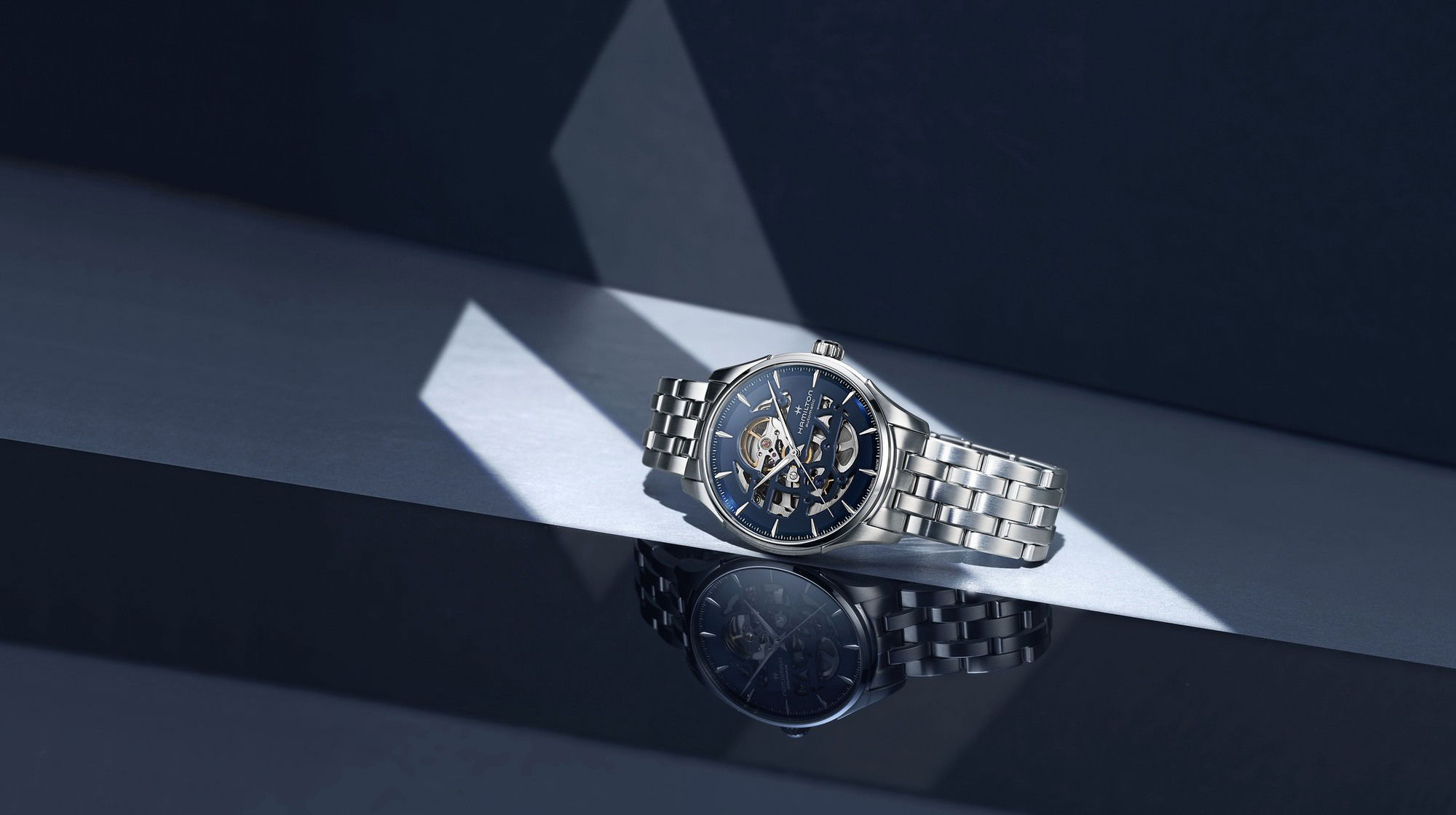 Hamilton Jazzmaster Skeleton Automatic 40 - View 2