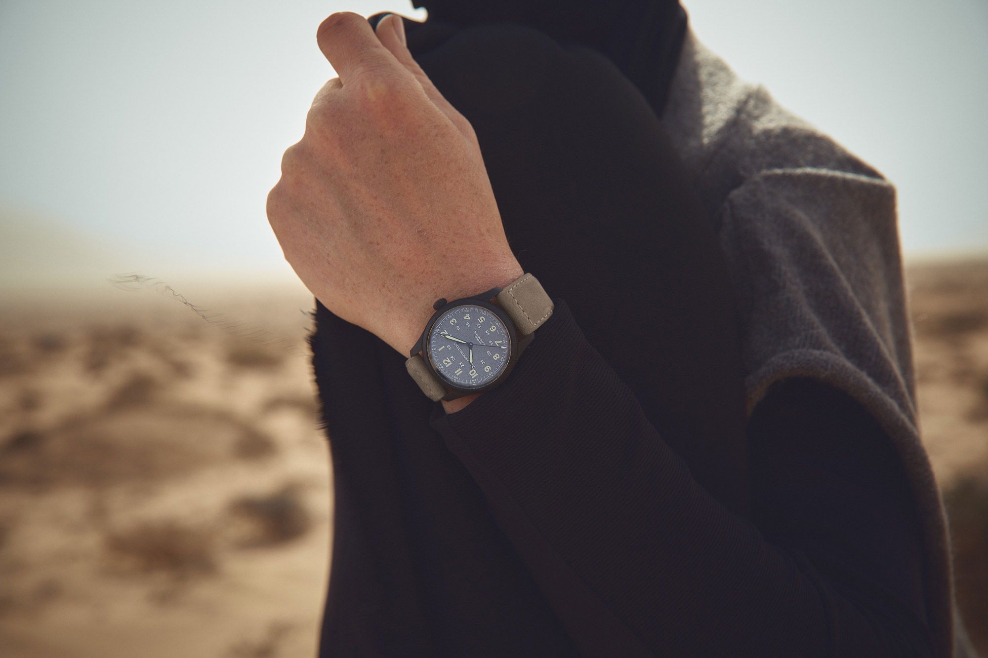 Hamilton Khaki Field Titanium Automatic - View 3