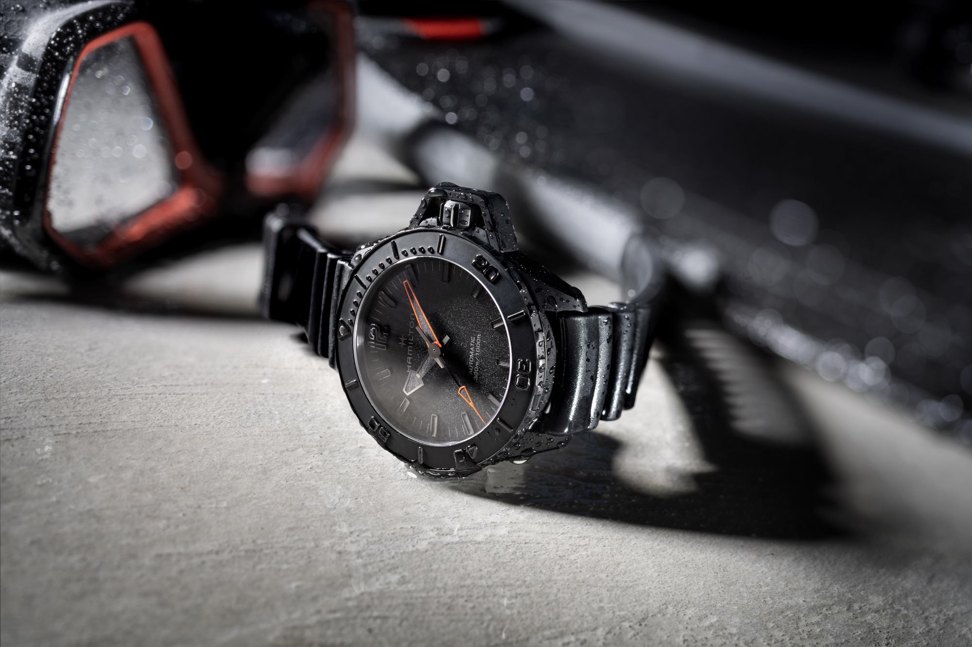Hamilton Khaki Navy Frogman Auto 46mm - View 2