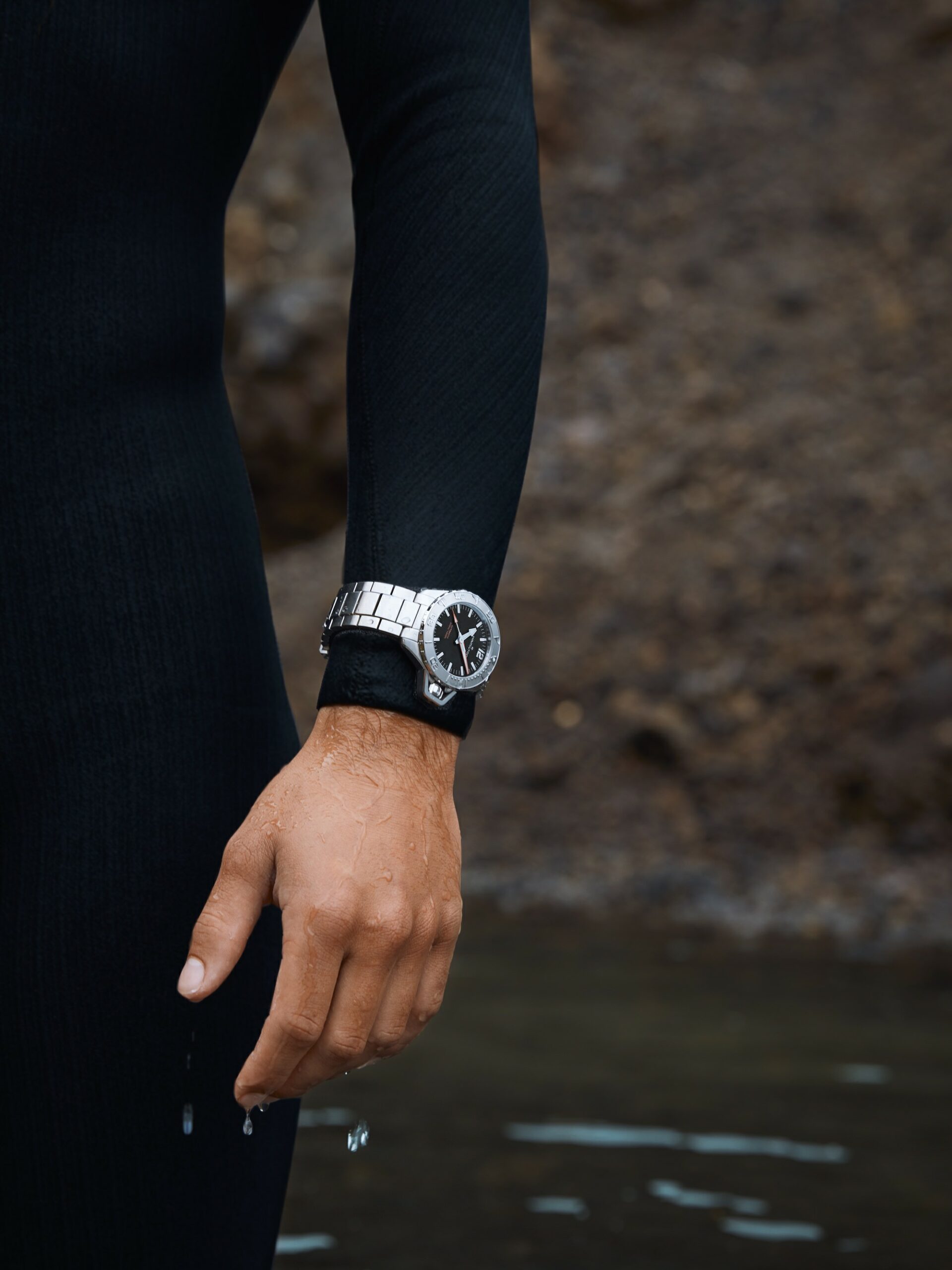 Hamilton Khaki Navy Frogman Automatic 41 - View 2