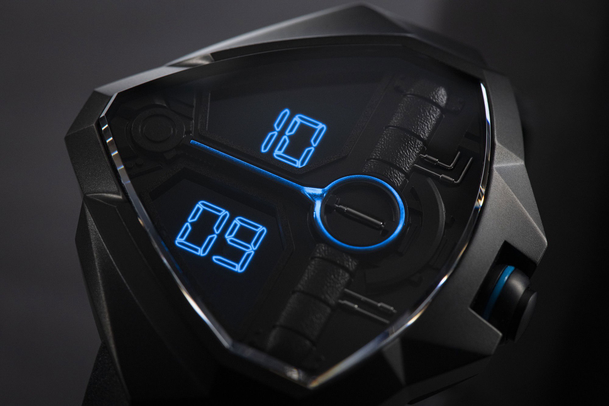 Hamilton Ventura Edge Dune Limited Edition - View 2