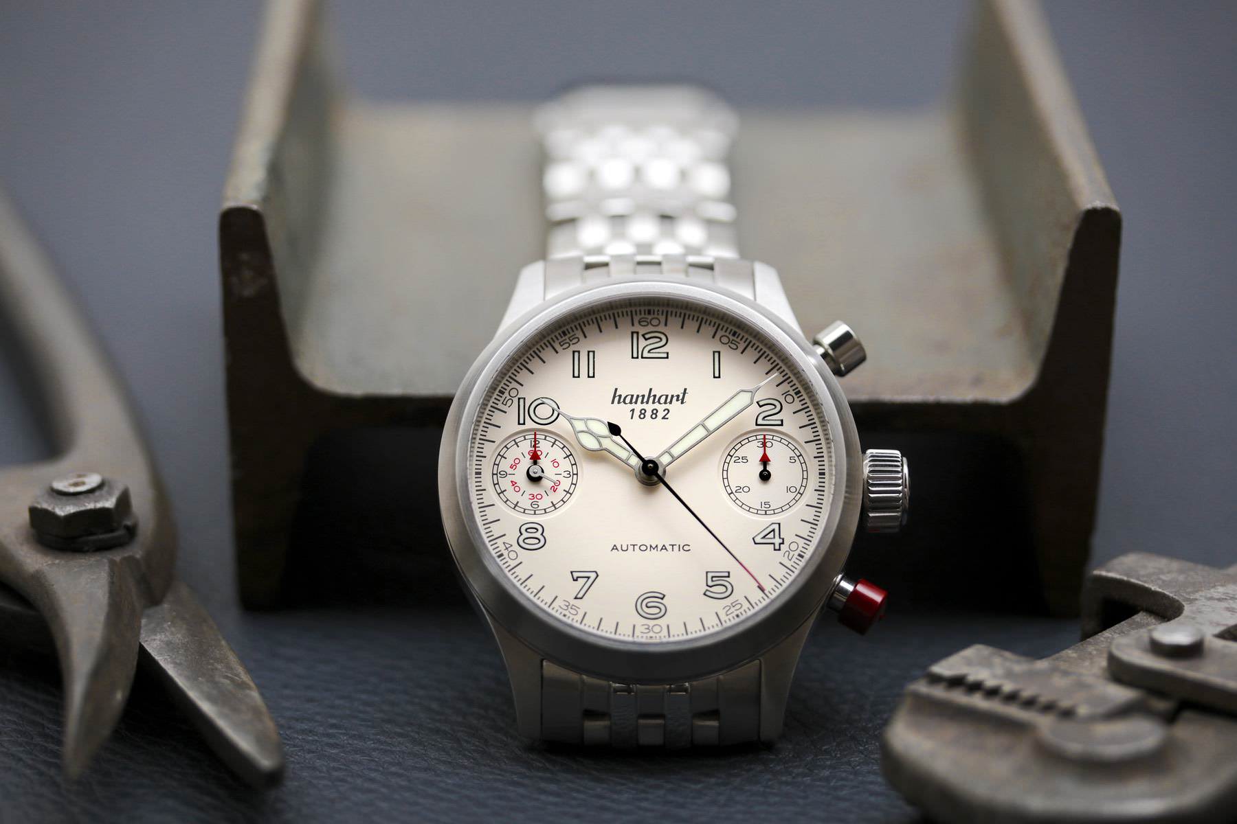 Hanhart PIONEER TwinDicator Off-White, Flat Bezel - View 3