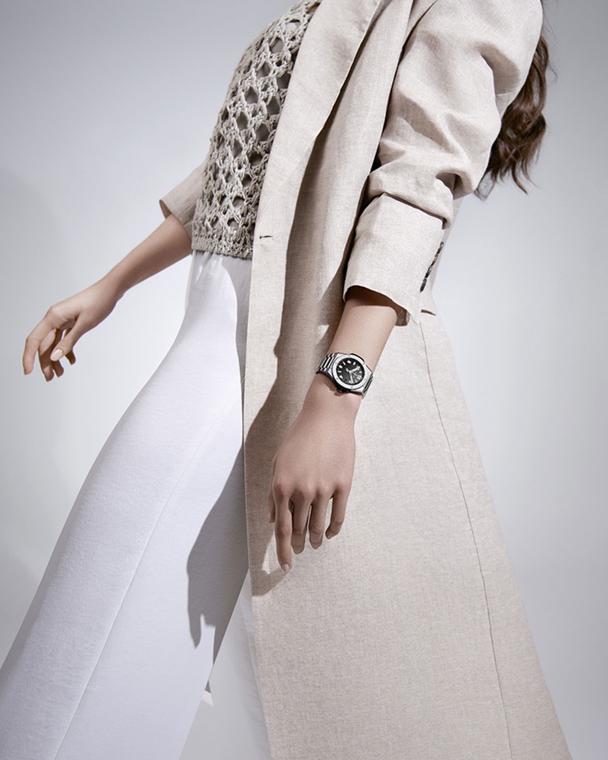 Hublot Big Bang Integrated Time Only Titanium - View 3