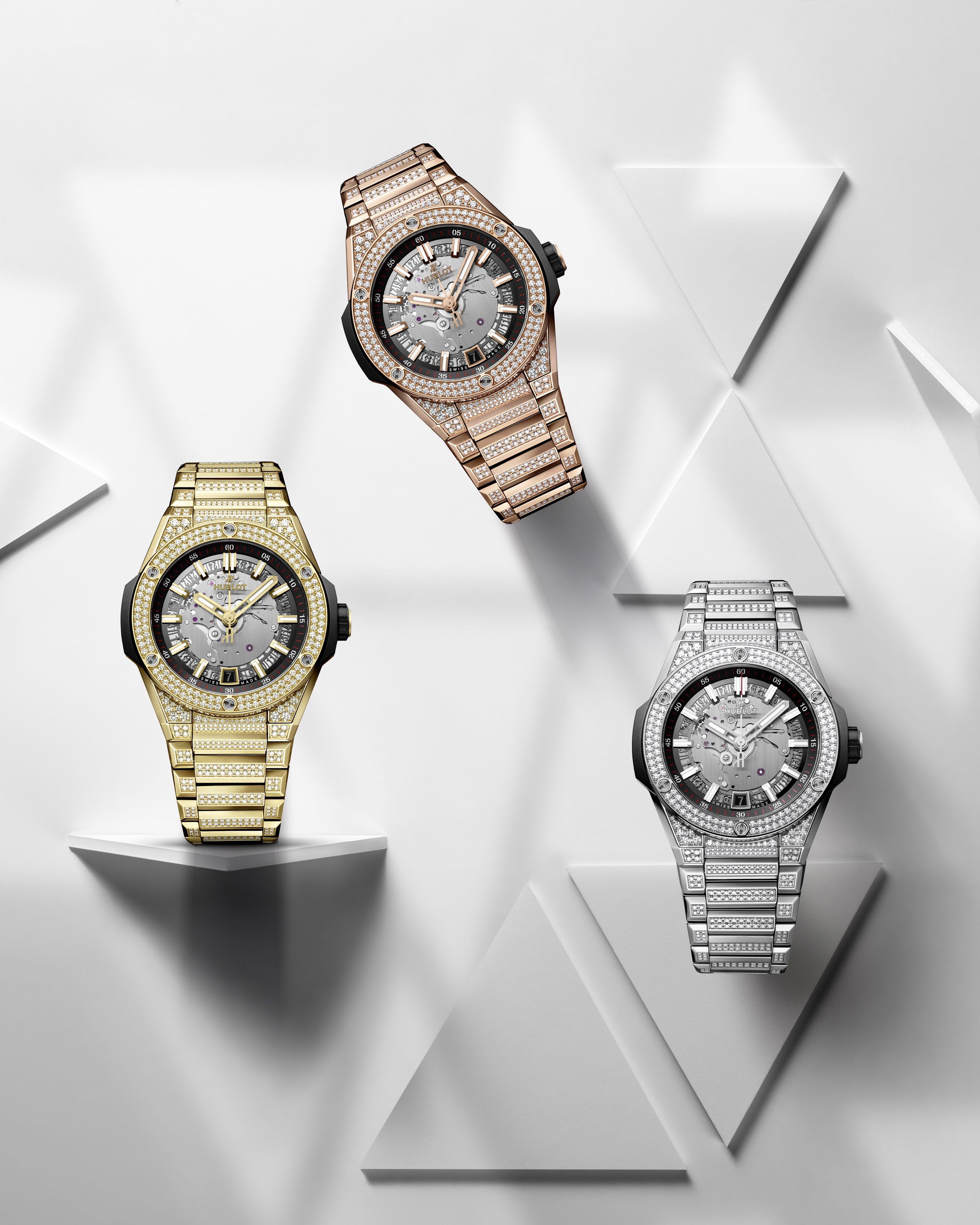 Hublot Big Bang Integrated Time Only Yellow Gold Pavé - View 2
