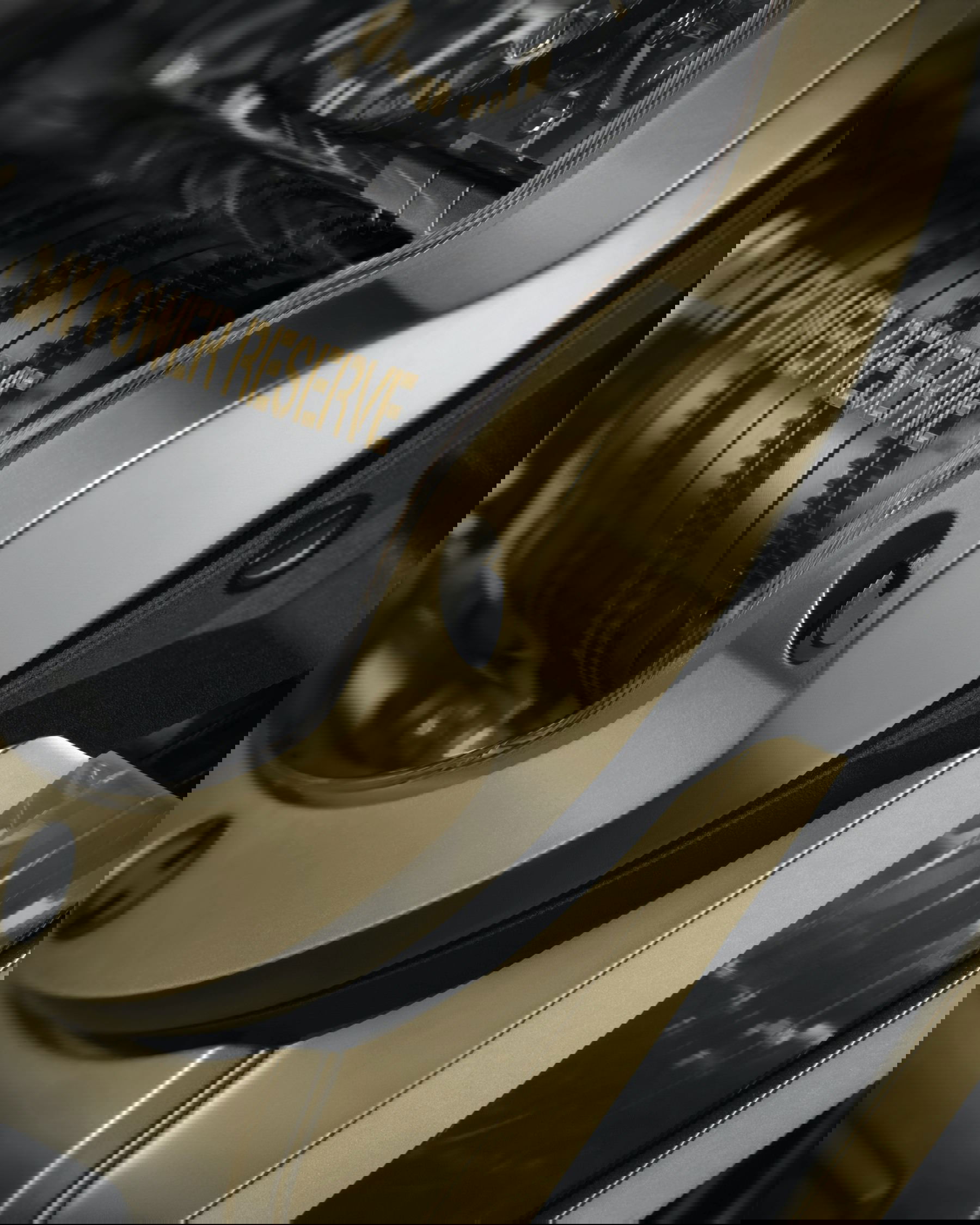 Hublot Big Bang MP-11 Magic Gold - View 3