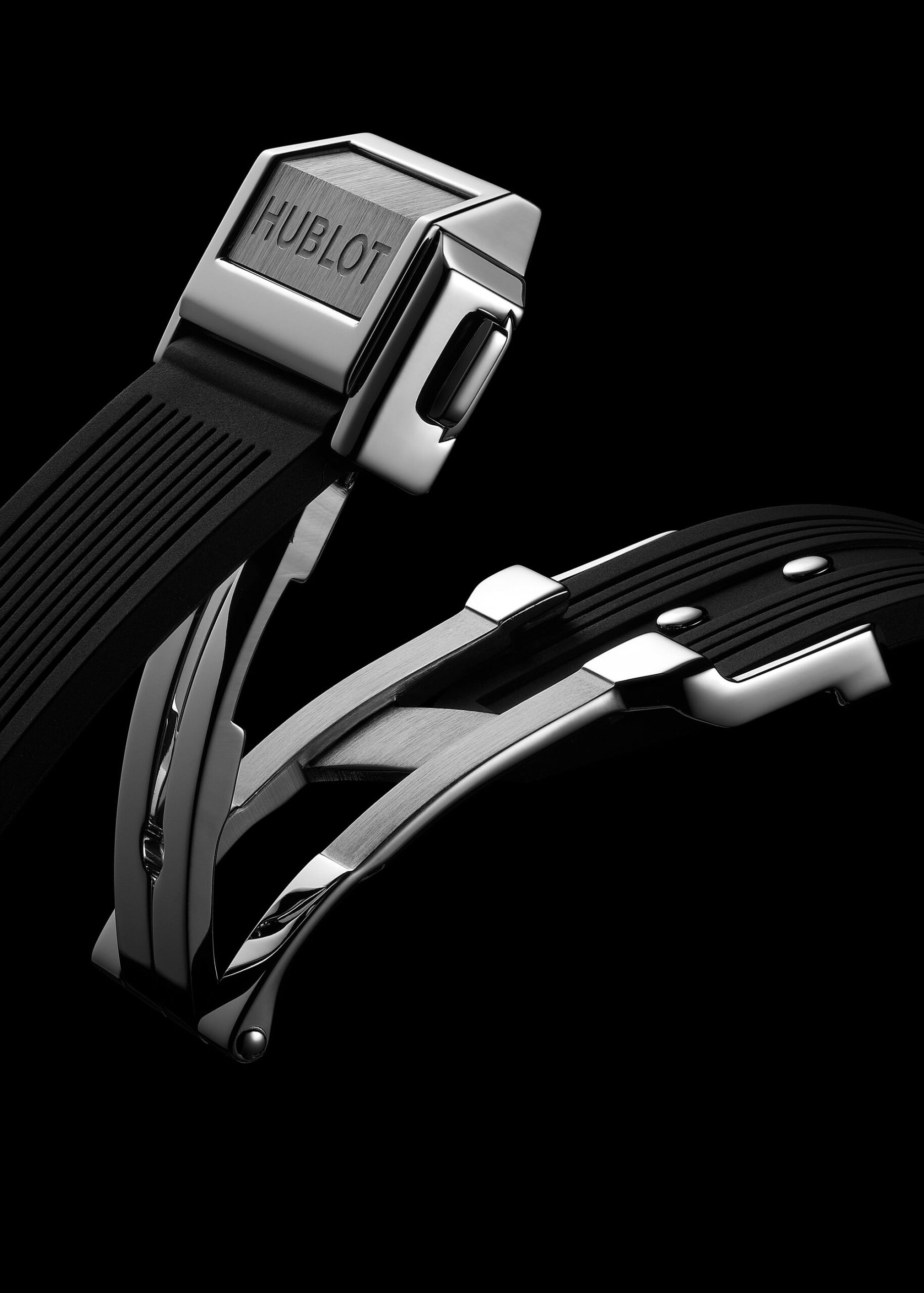 Hublot Big Bang One Click Sapphire Diamonds - View 2