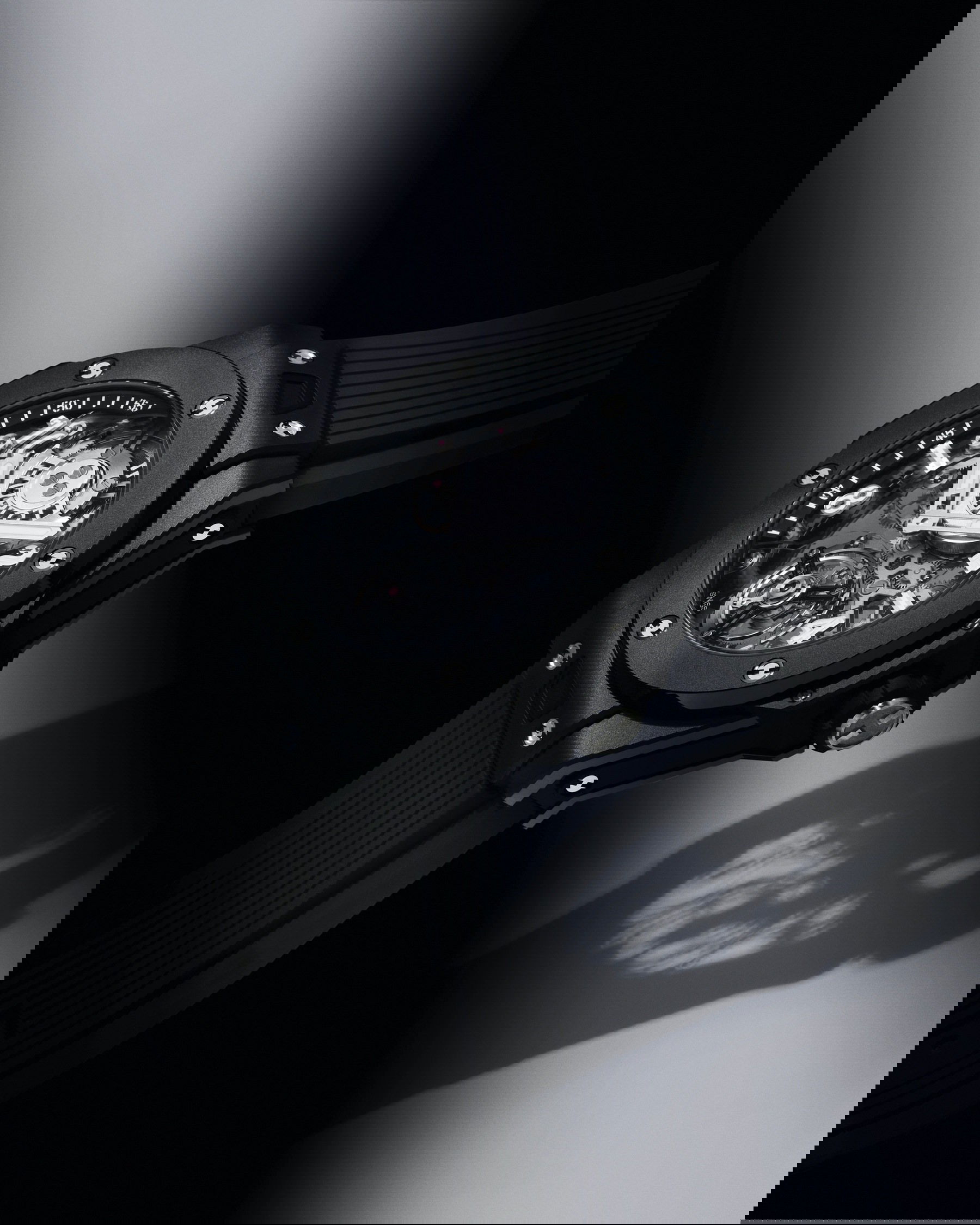 Hublot Big Bang Tourbillon Automatic Carbon - View 3