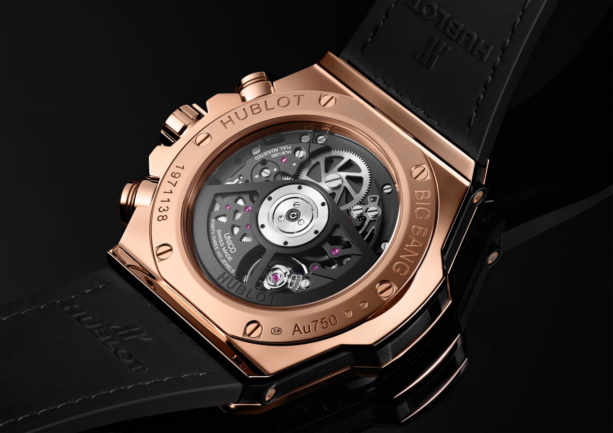 Hublot Big Bang Unico High Jewellery King Gold Rainbow - View 3