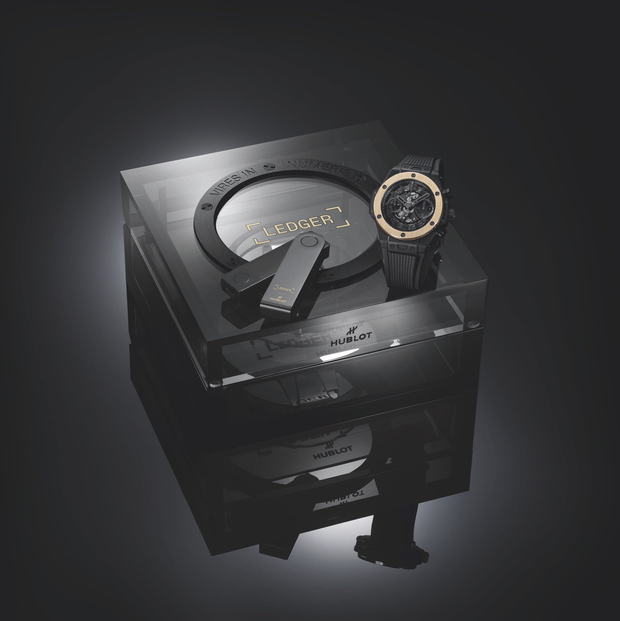 Hublot Big Bang Unico Ledger - View 3