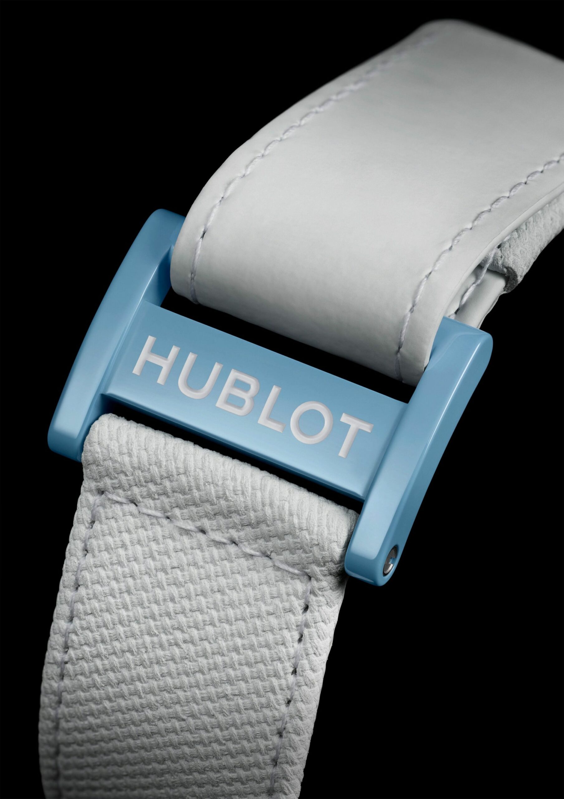Hublot Big Bang Unico Sky Blue - View 3