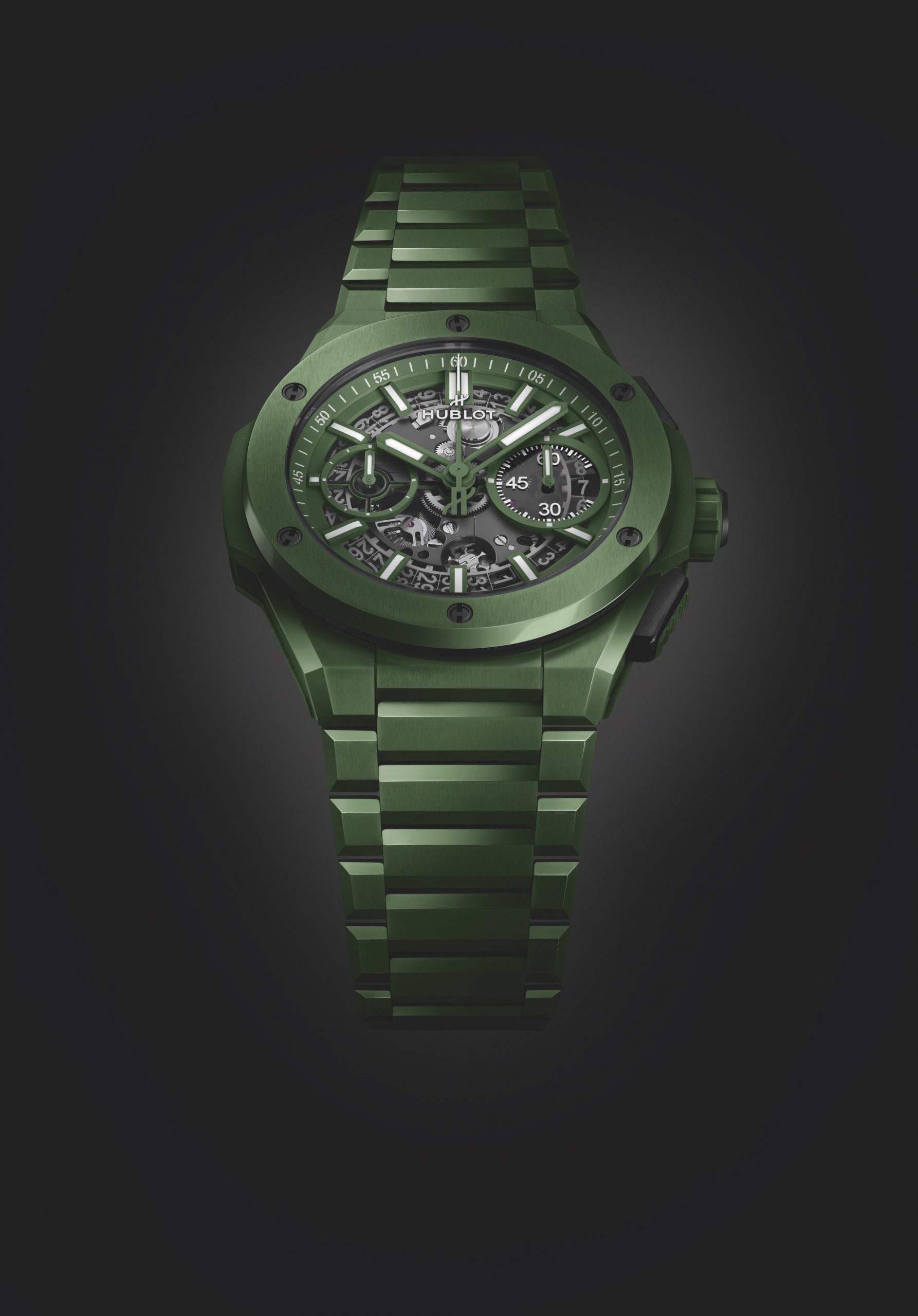 Hublot Big Bang Integral Green Ceramic - View 3