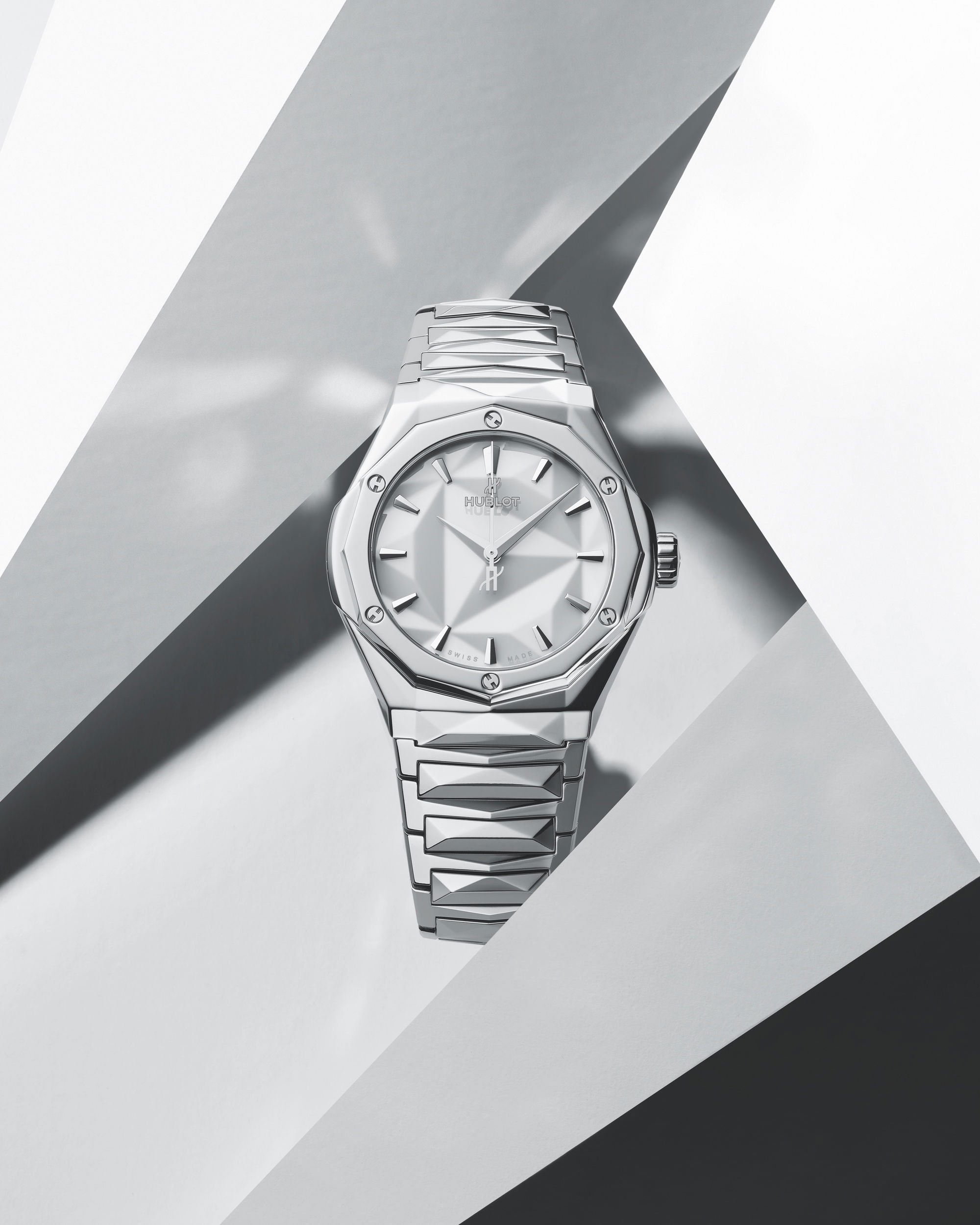 Hublot Classic Fusion Orlinski Bracelet Titanium - View 3