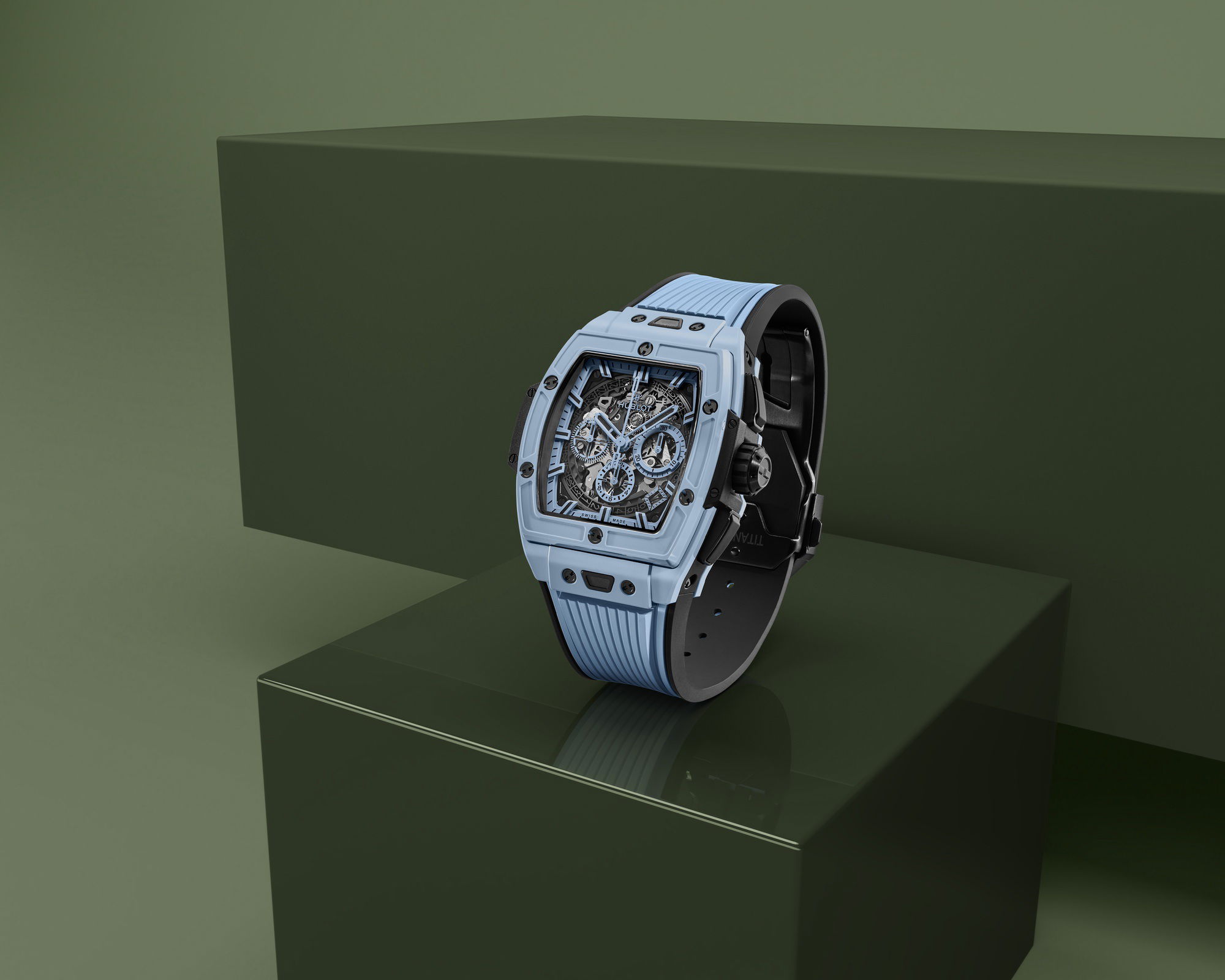 Hublot Spirit of Big Bang Chronograph - View 3