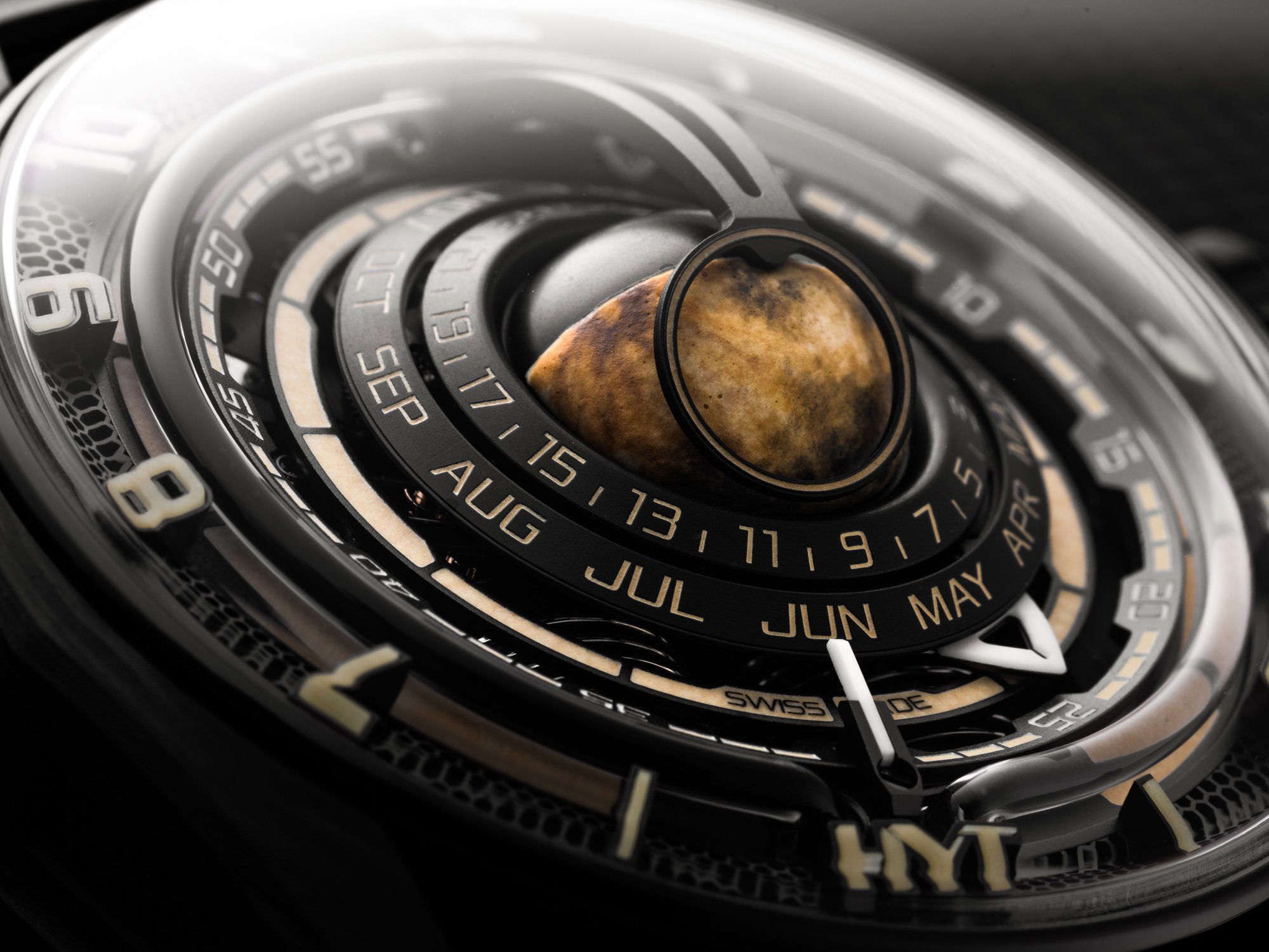 HYT Moon Runner Desert - View 3