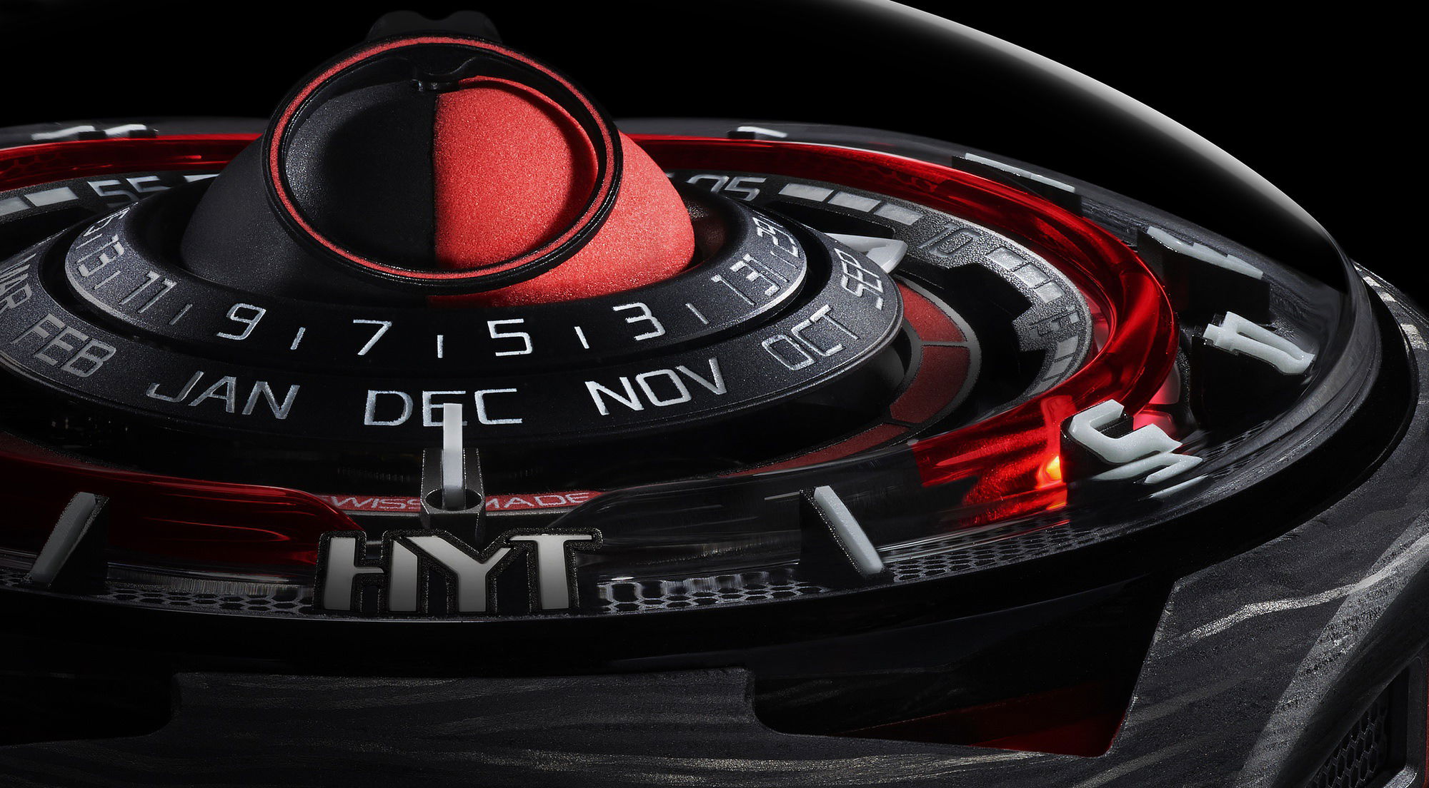 HYT Moon Runner Red Magma - View 2