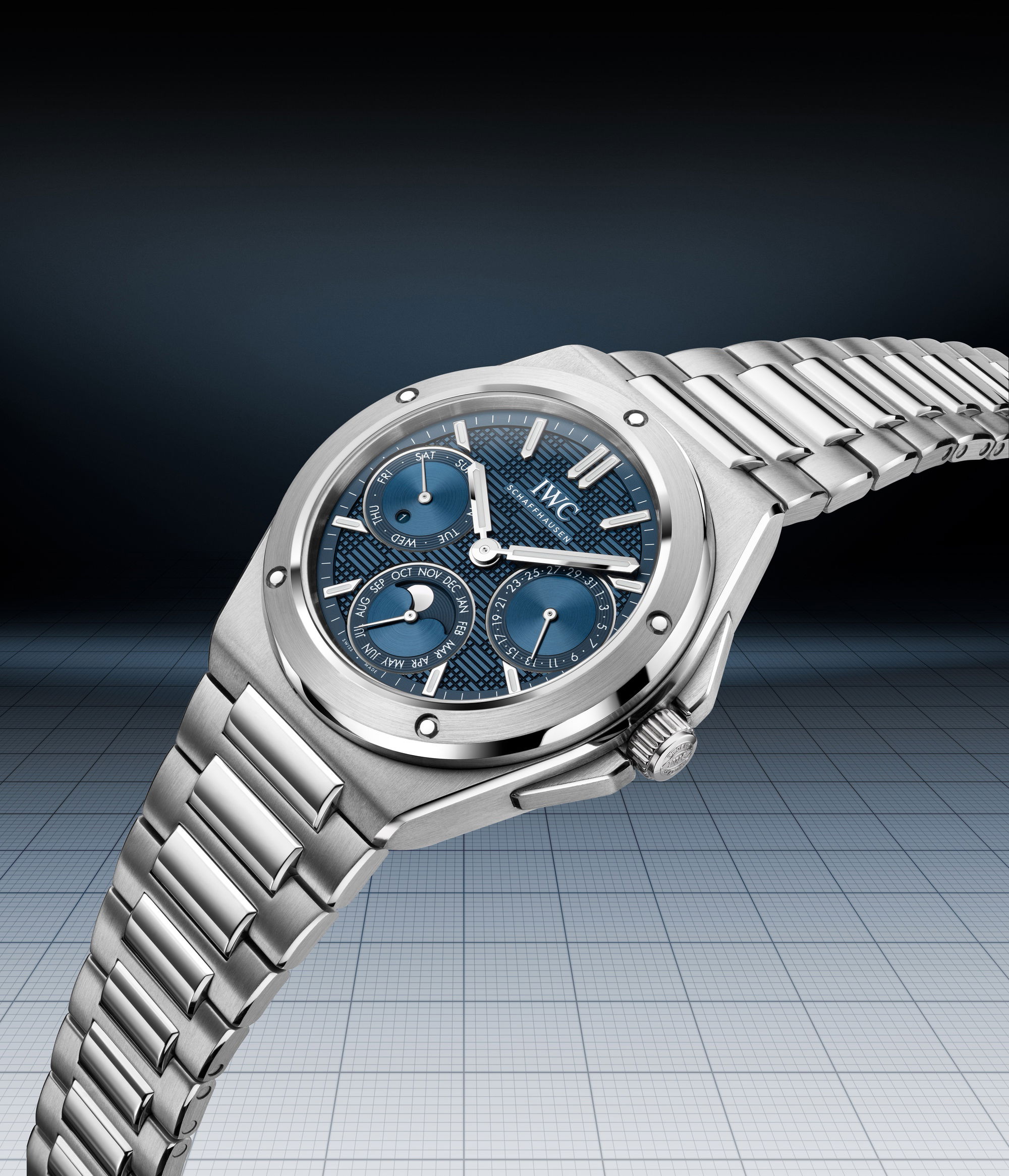 IWC Schaffhausen Ingenieur Perpetual Calendar 41 - View 3