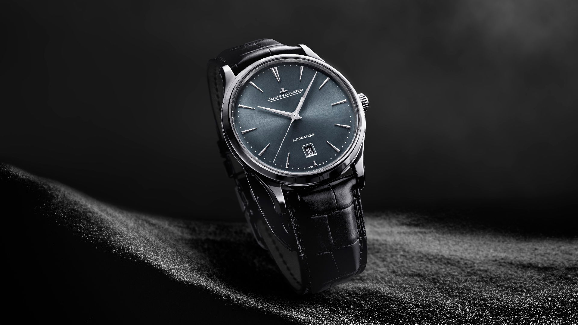 Jaeger-LeCoultre Master Ultra Thin Date - View 3