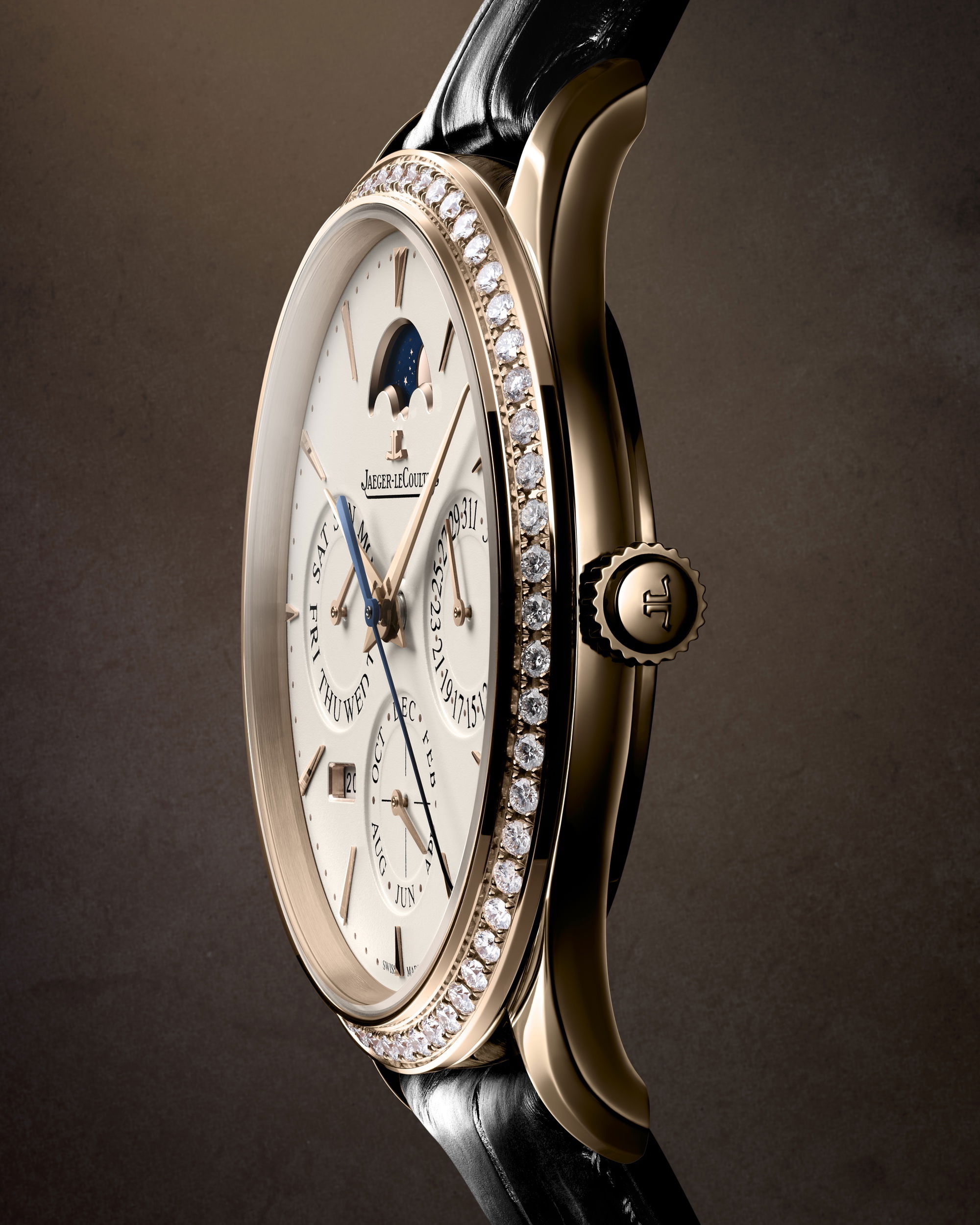 Jaeger-LeCoultre Master Ultra Thin Perpetual Calendar - View 3