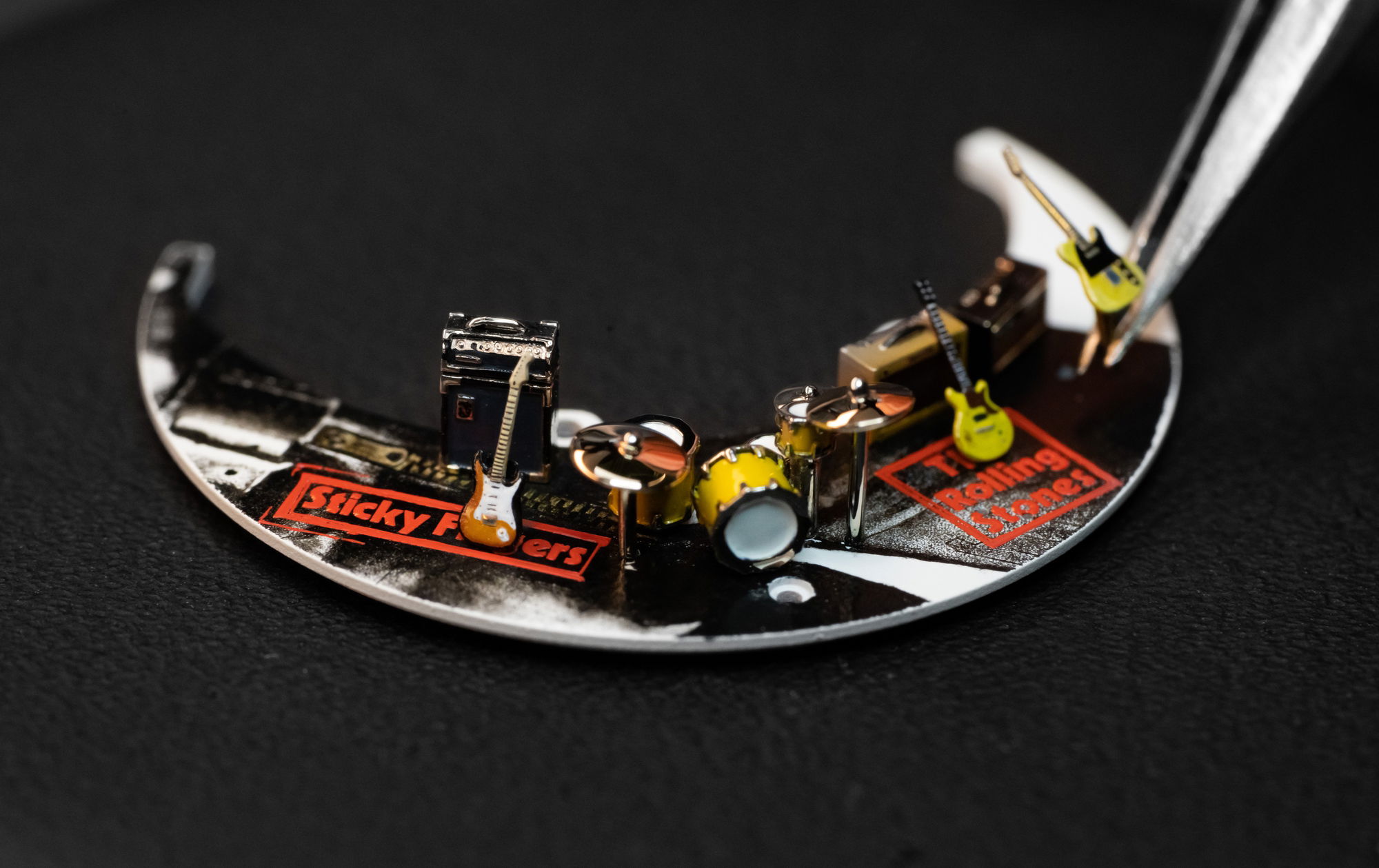 Jaquet Droz The Rolling Stone Automaton - View 3