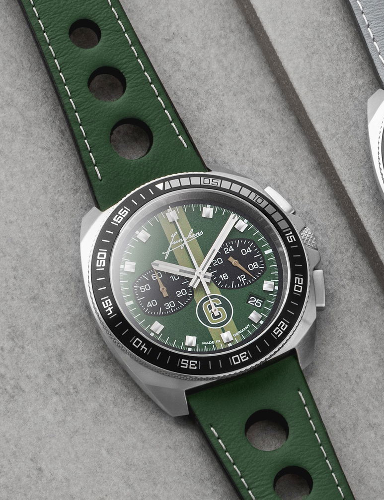 Junghans 1972 Chronoscope Sports Edition 2024 - View 2