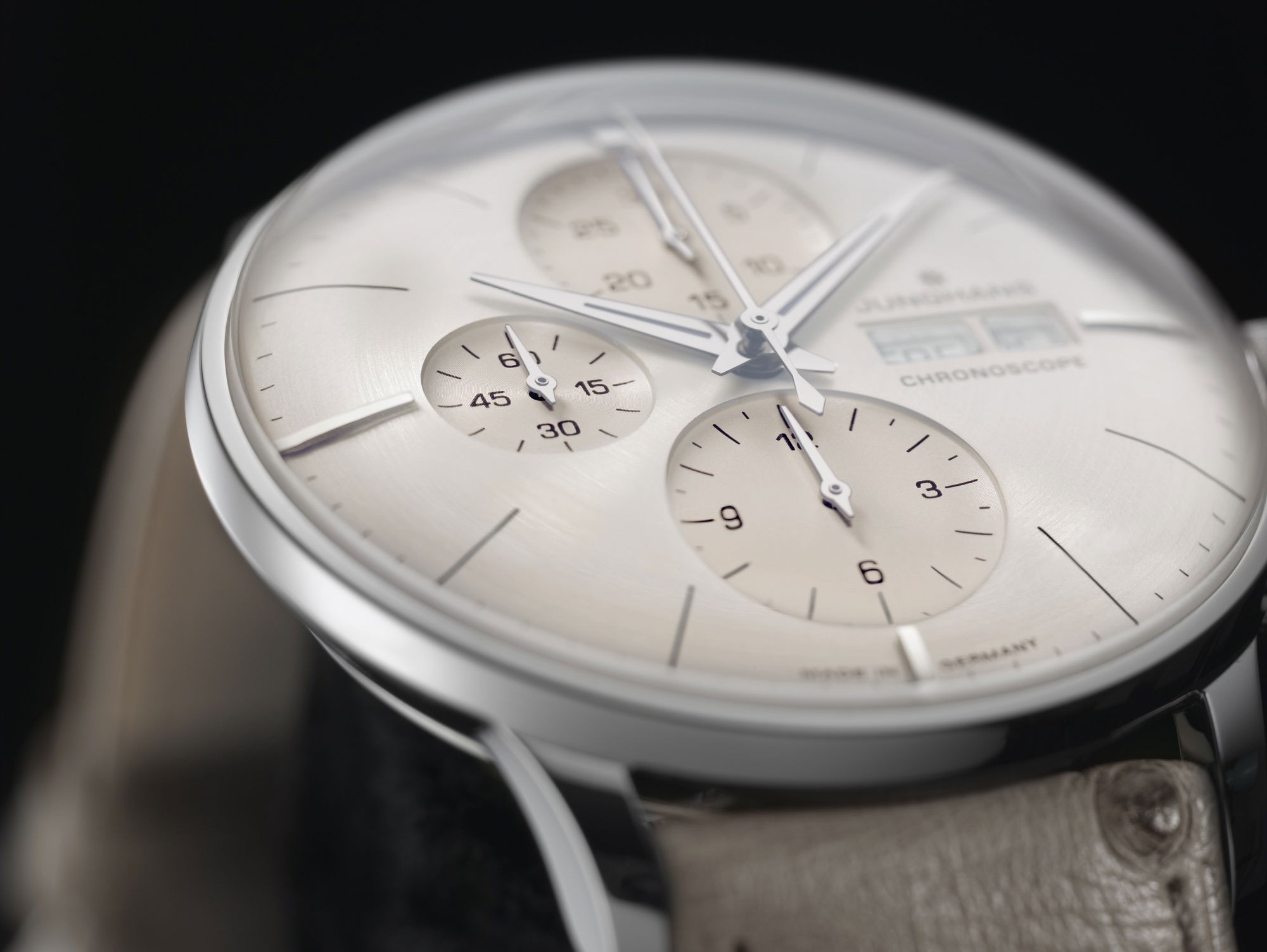 Junghans Meister Chronoscope 2024 - View 3