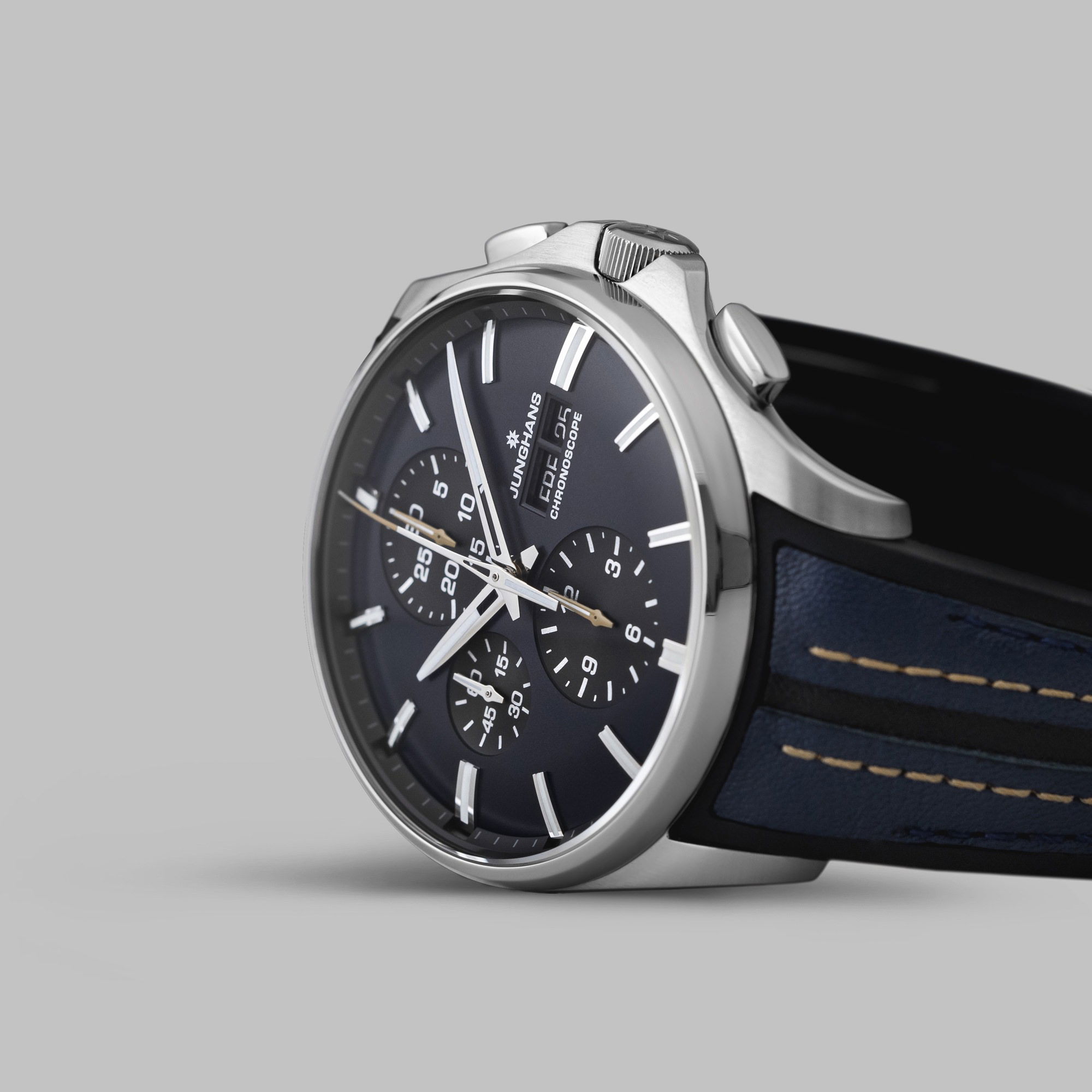 Junghans Meister S Chronoscope - View 2