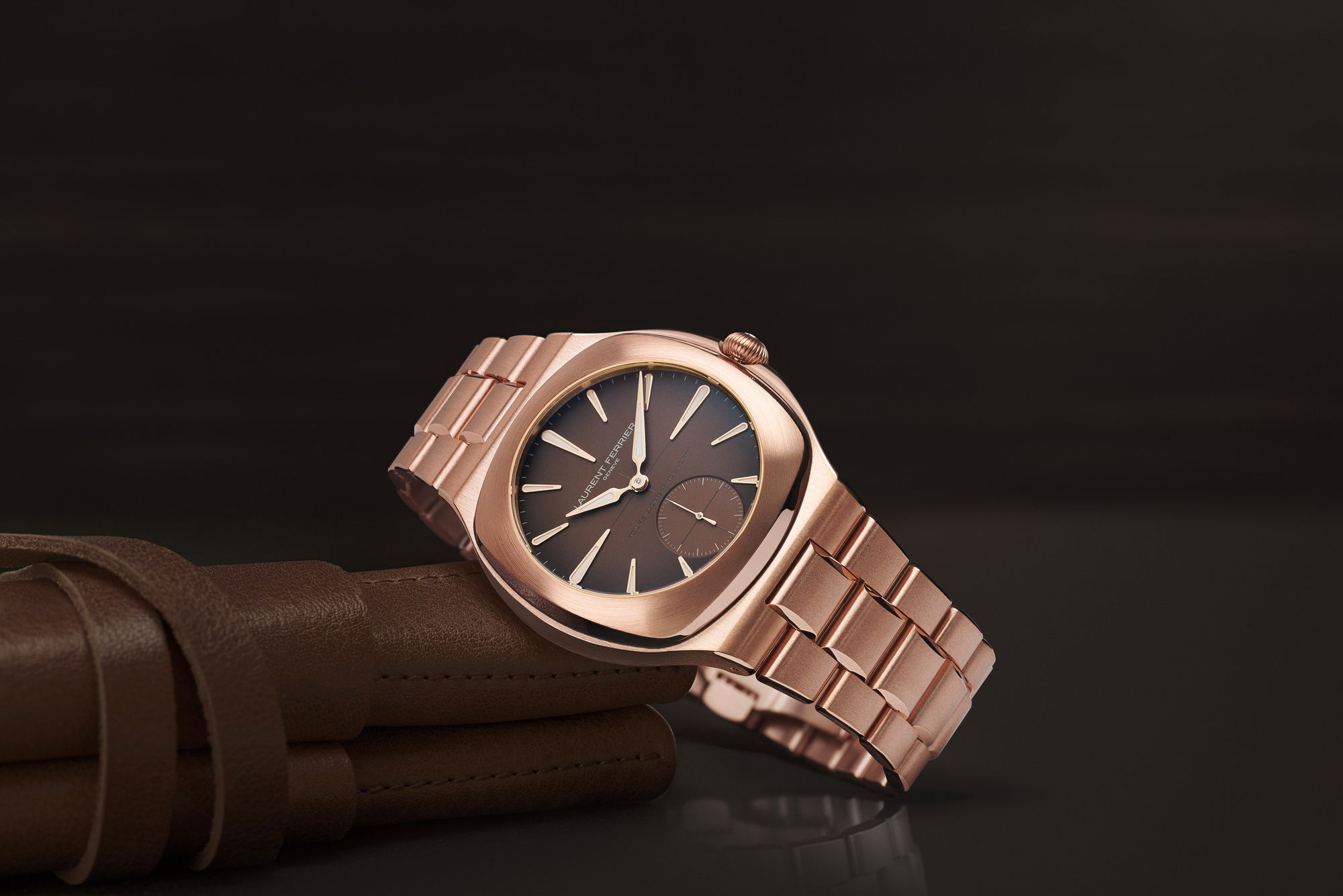 Laurent Ferrier Grand Sport Tourbillon Golden Brown - View 2
