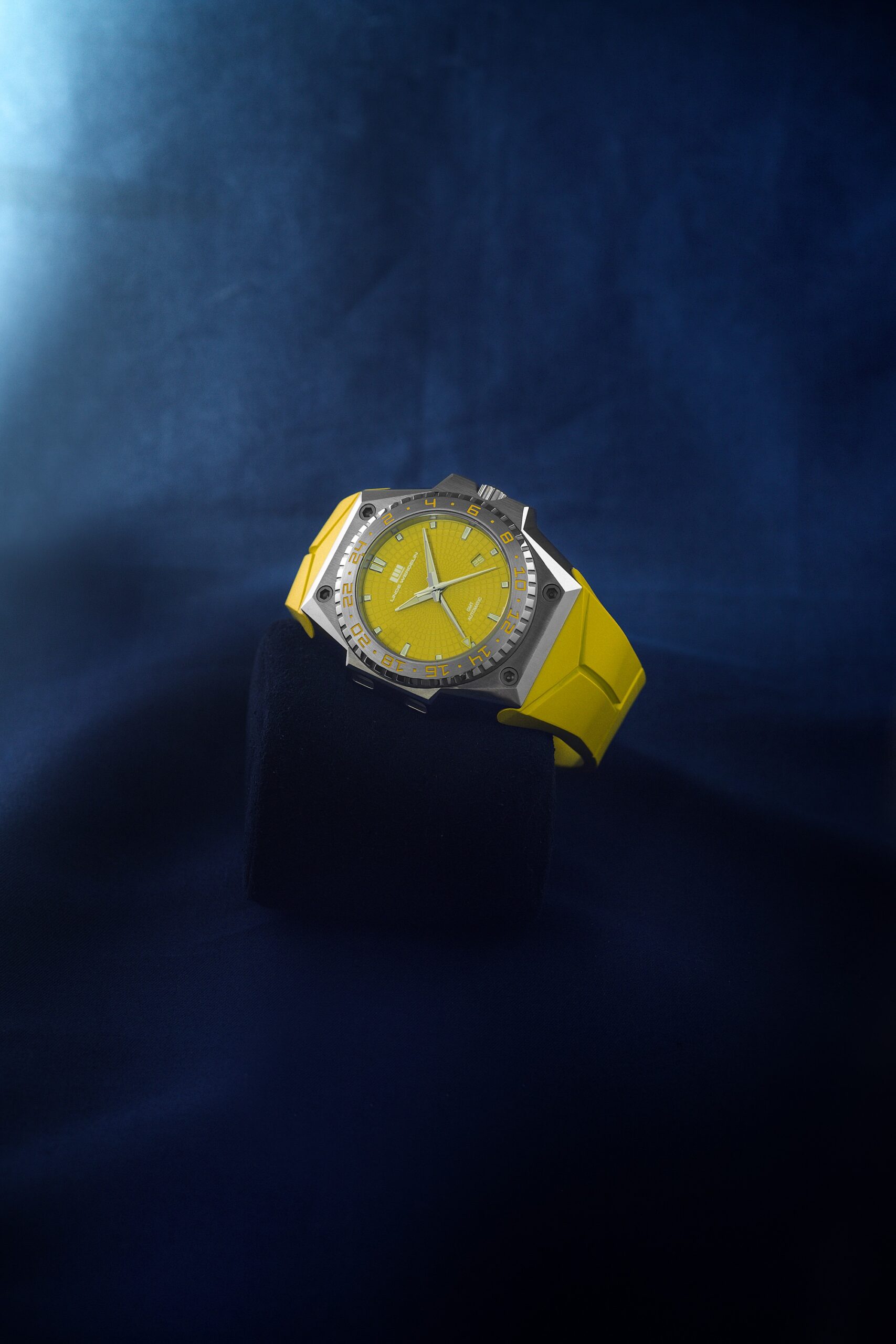 Linde Werdelin 3 Timer Sunset Yellow - View 3