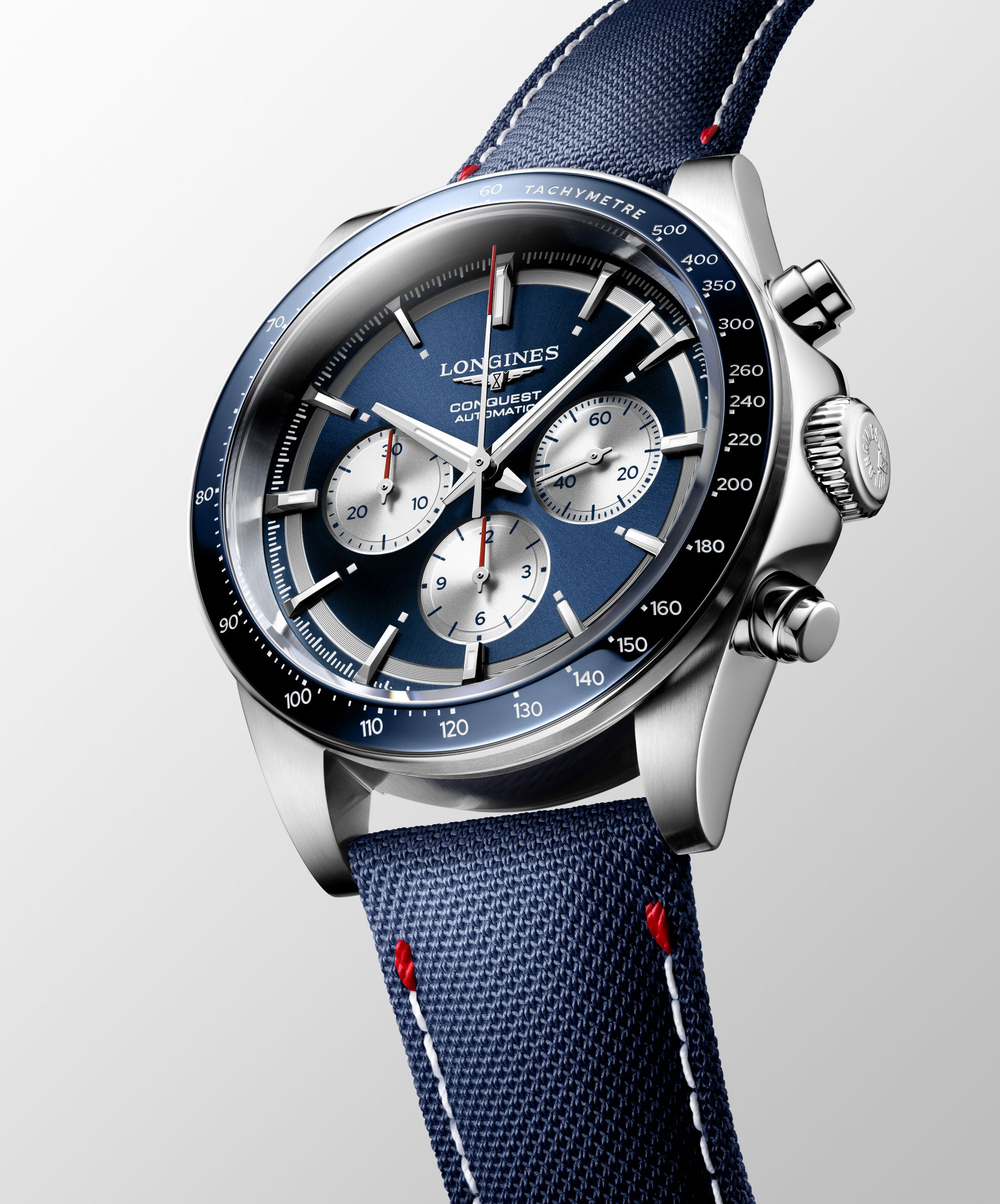 Longines Conquest Marco Odermatt - View 3