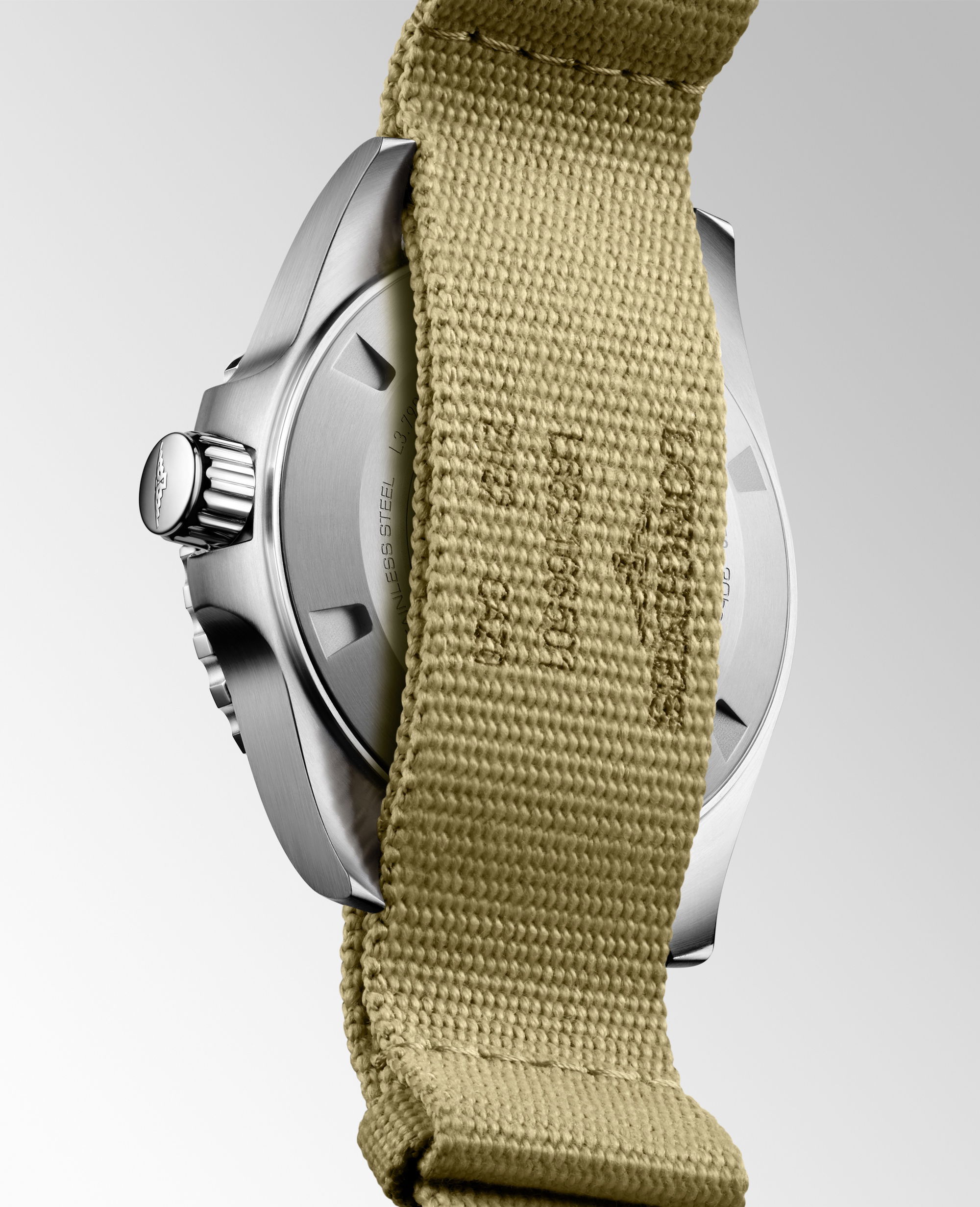 Longines Hydroconquest GMT 41 - View 2