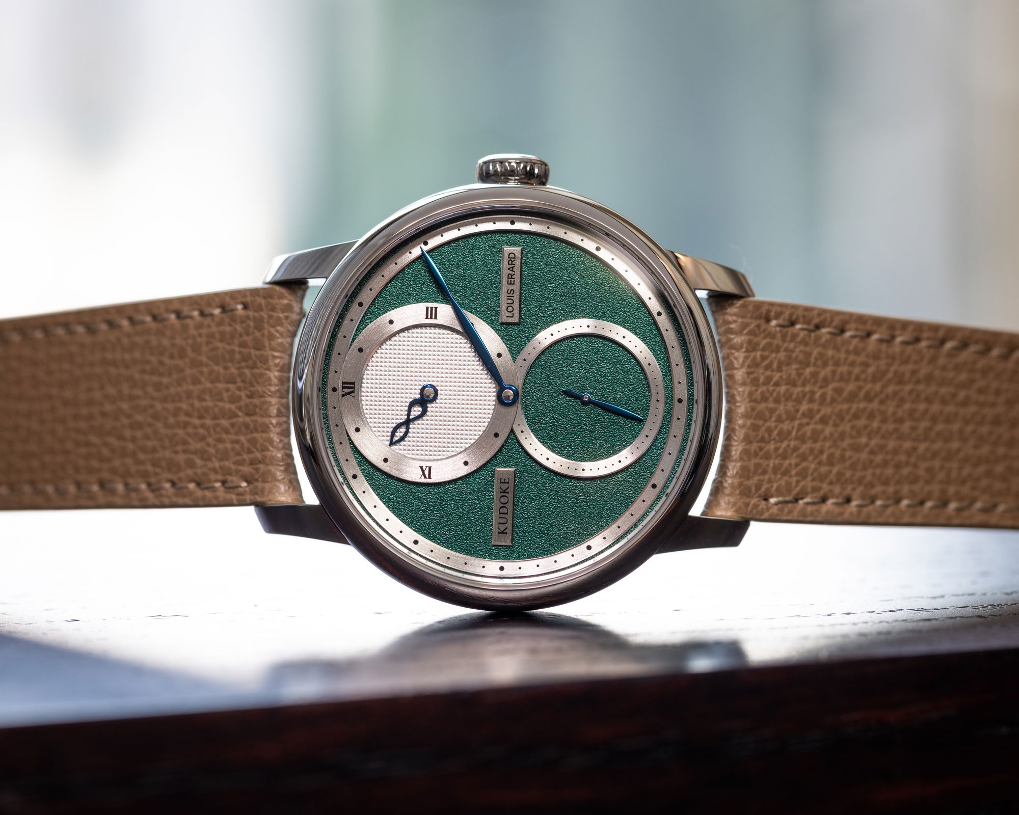 Louis Erard Excellence Le Régulateur Louis Erard x Kudoke Forest Green - View 3