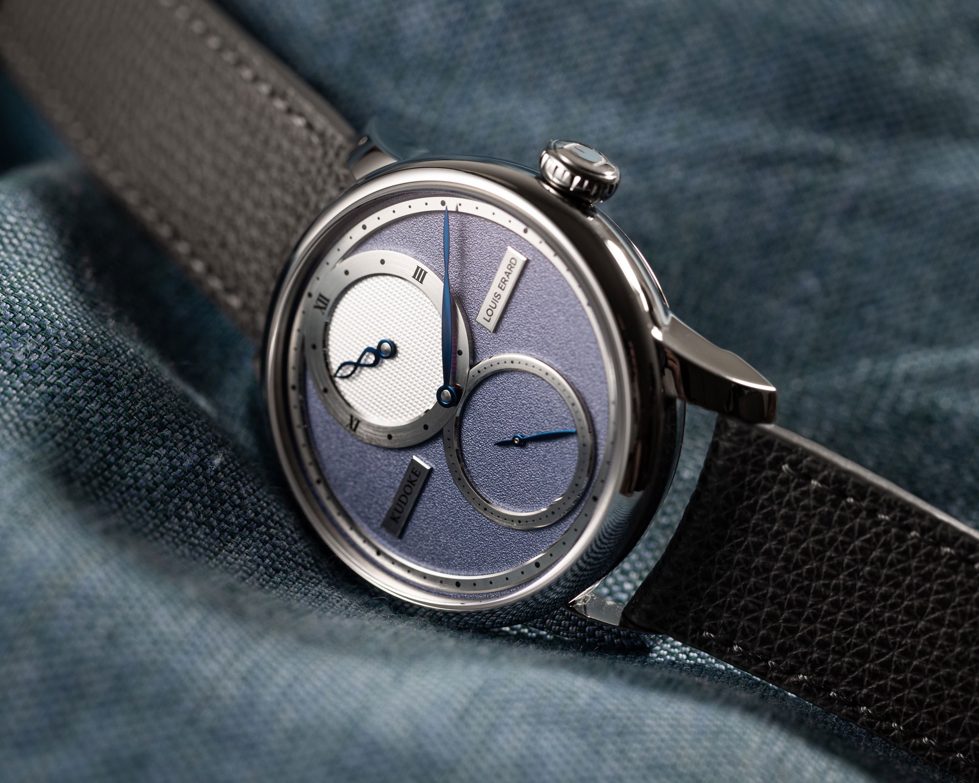 Louis Erard Excellence Le Régulateur Louis Erard x Kudoke Light Blue - View 2