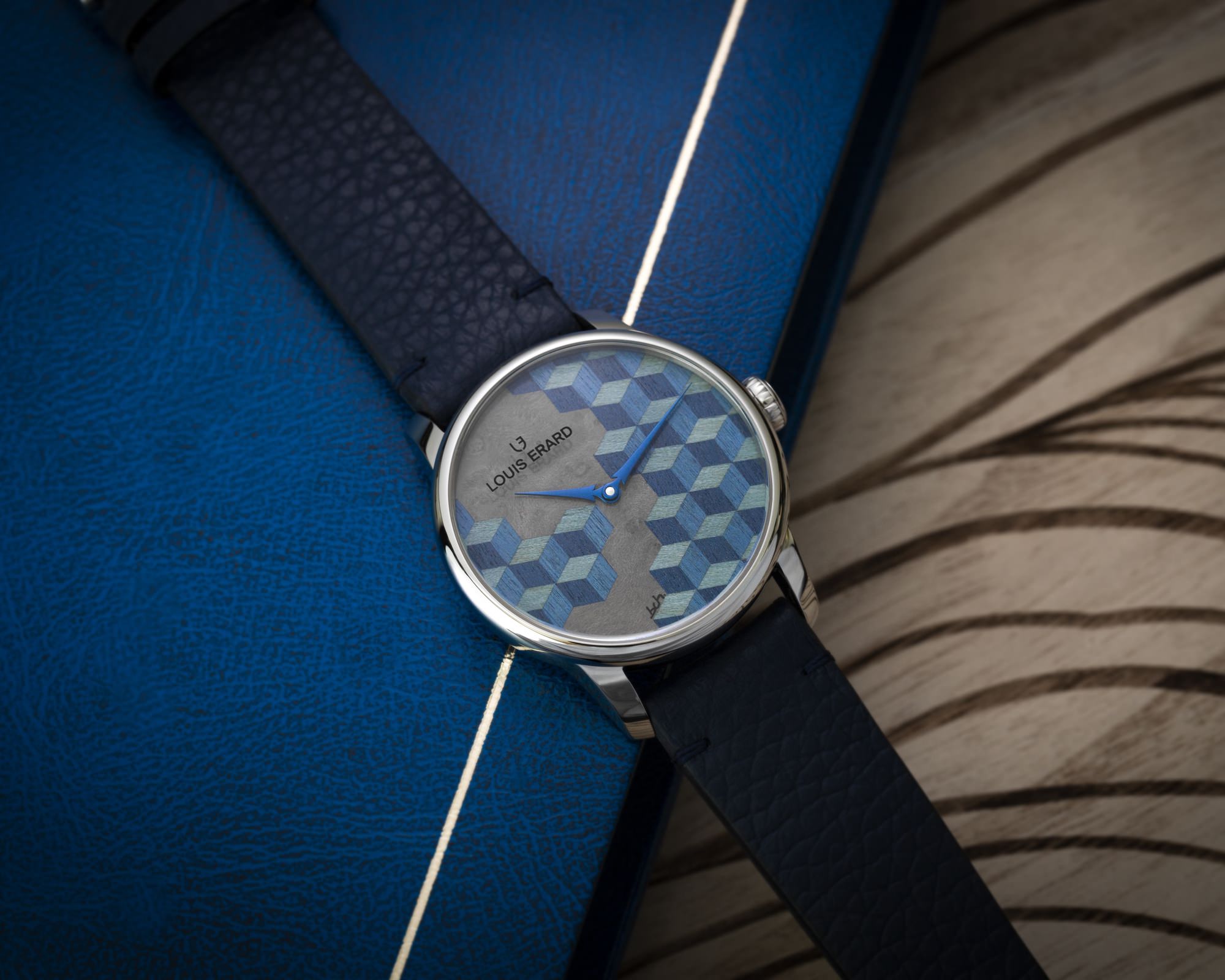 Louis Erard Excellence Marqueterie - View 3