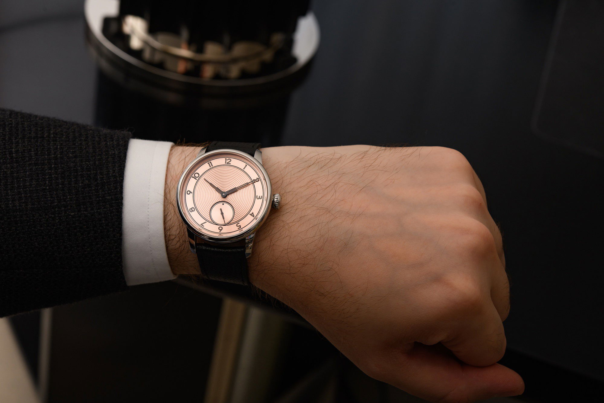 Louis Erard Excellence La Petite Seconde Metropolis Louis Erard x The Horophile Salmon - View 3