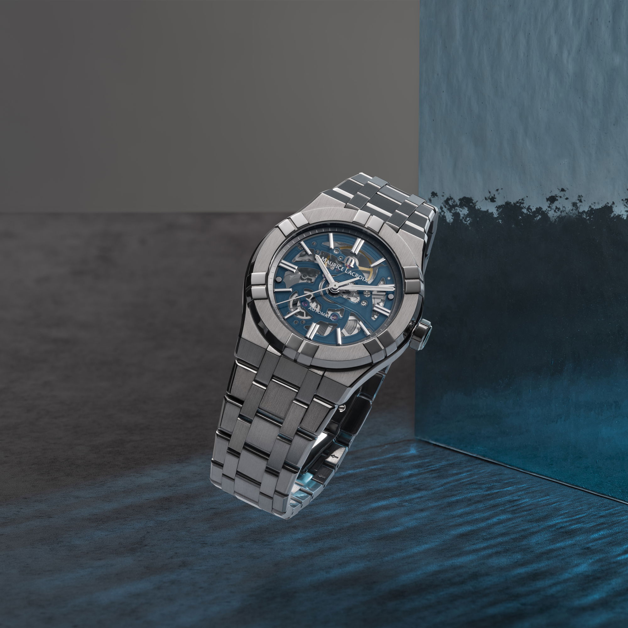 Maurice Lacroix Aikon Automatic Skeleton 39 - View 3
