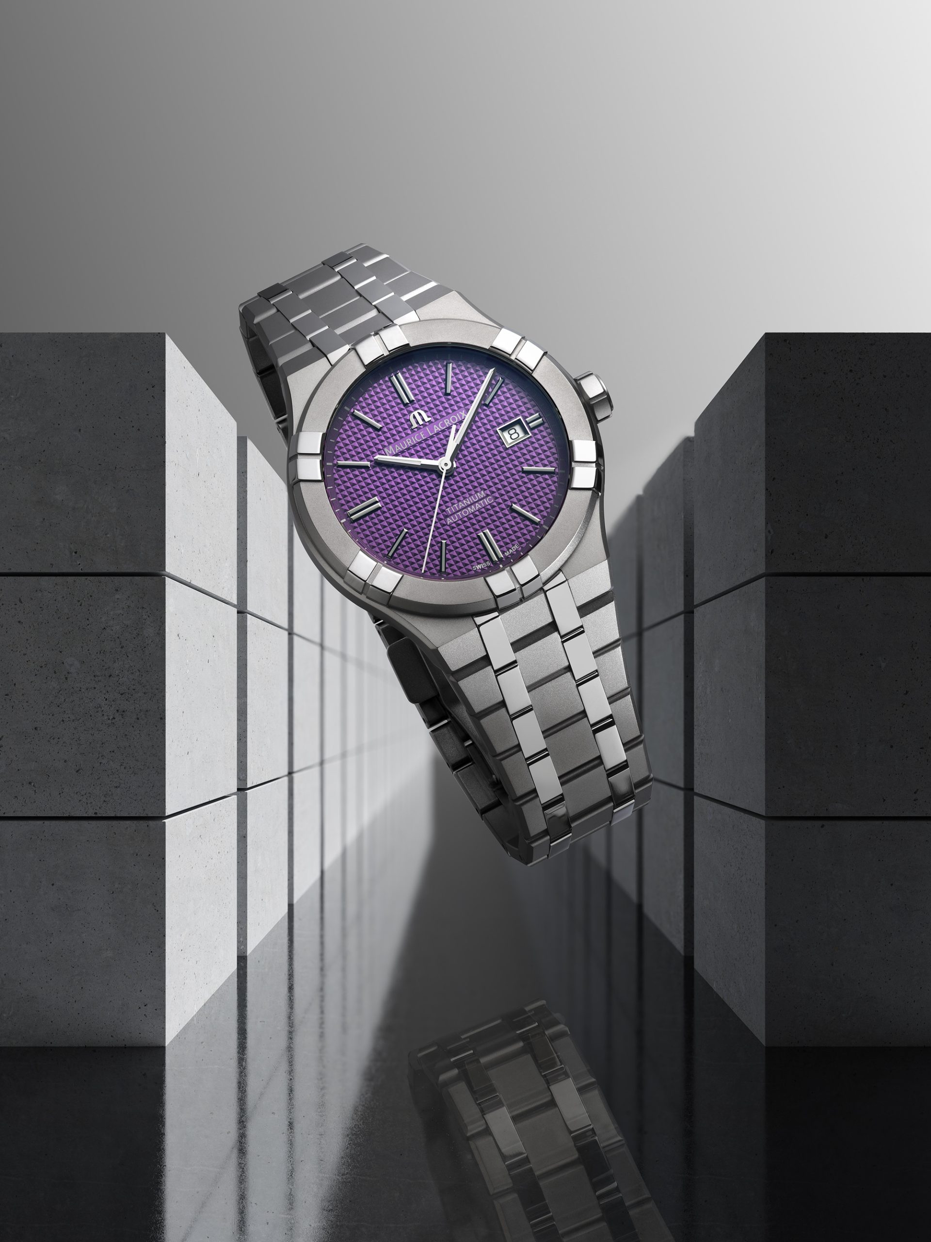 Maurice Lacroix Aikon Automatic Titanium 42 - View 3