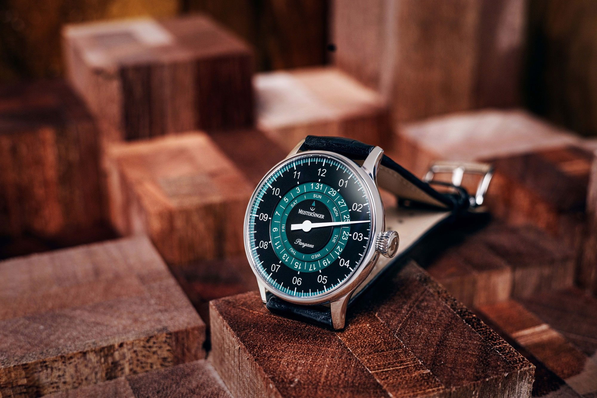 MeisterSinger Pangaea Day Date - View 2