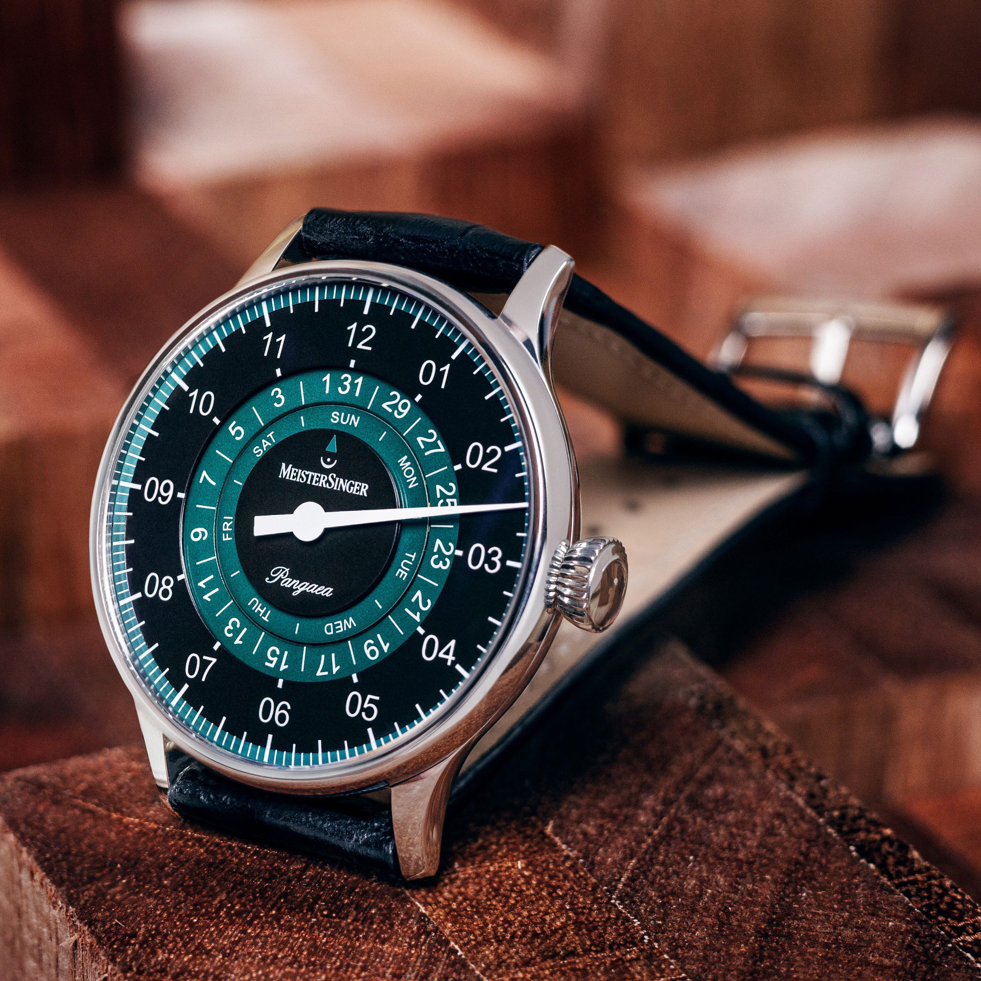 MeisterSinger Pangaea Day Date - View 3