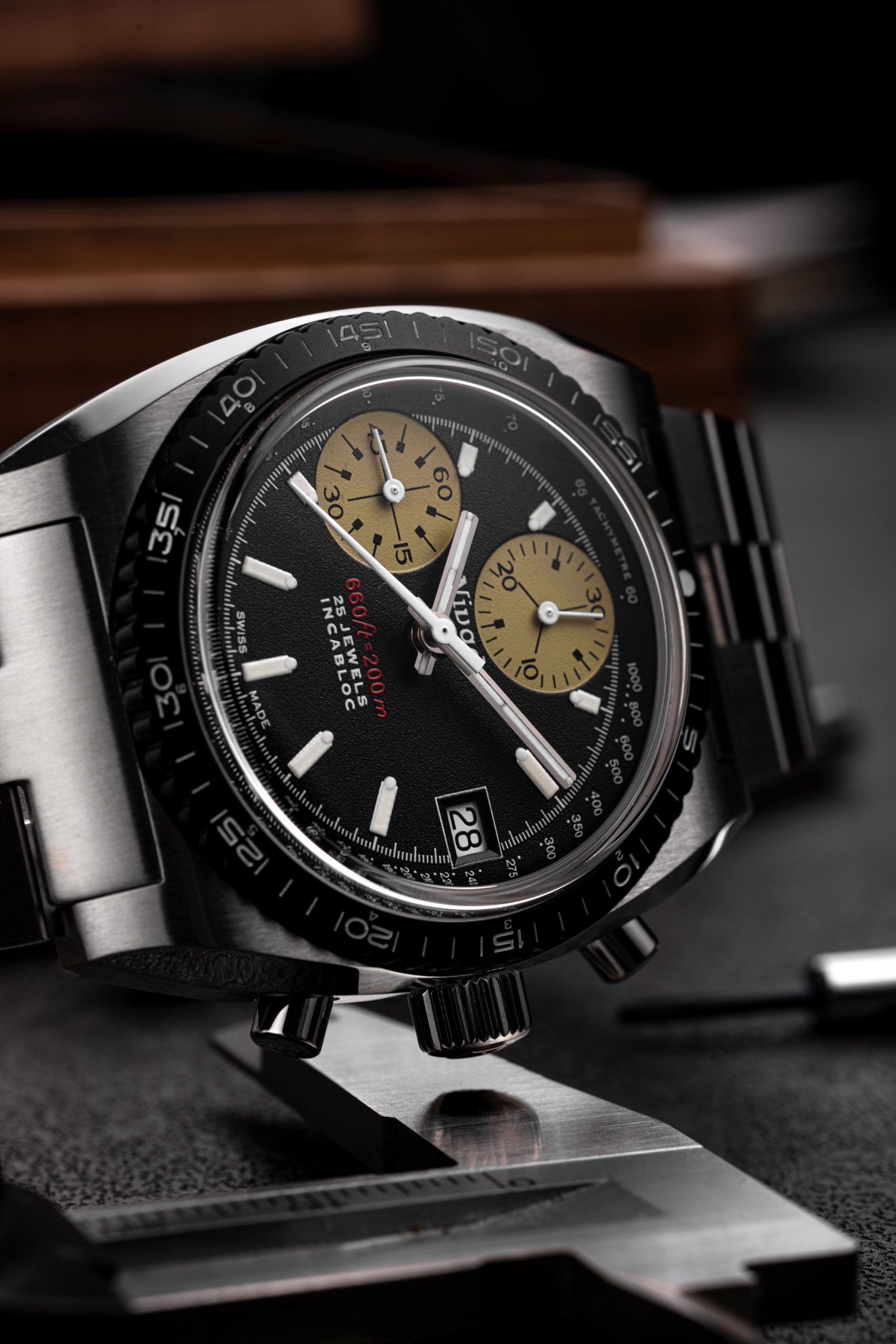 Nivada Grenchen Chronosport White - View 3